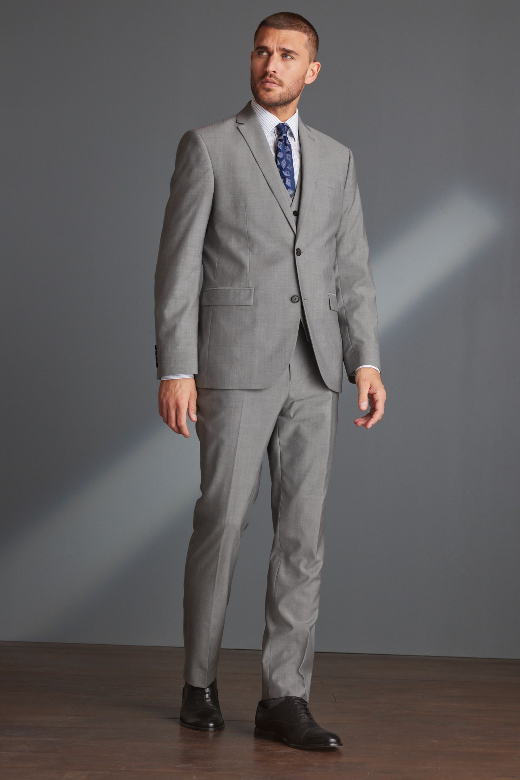 Suit top trousers next