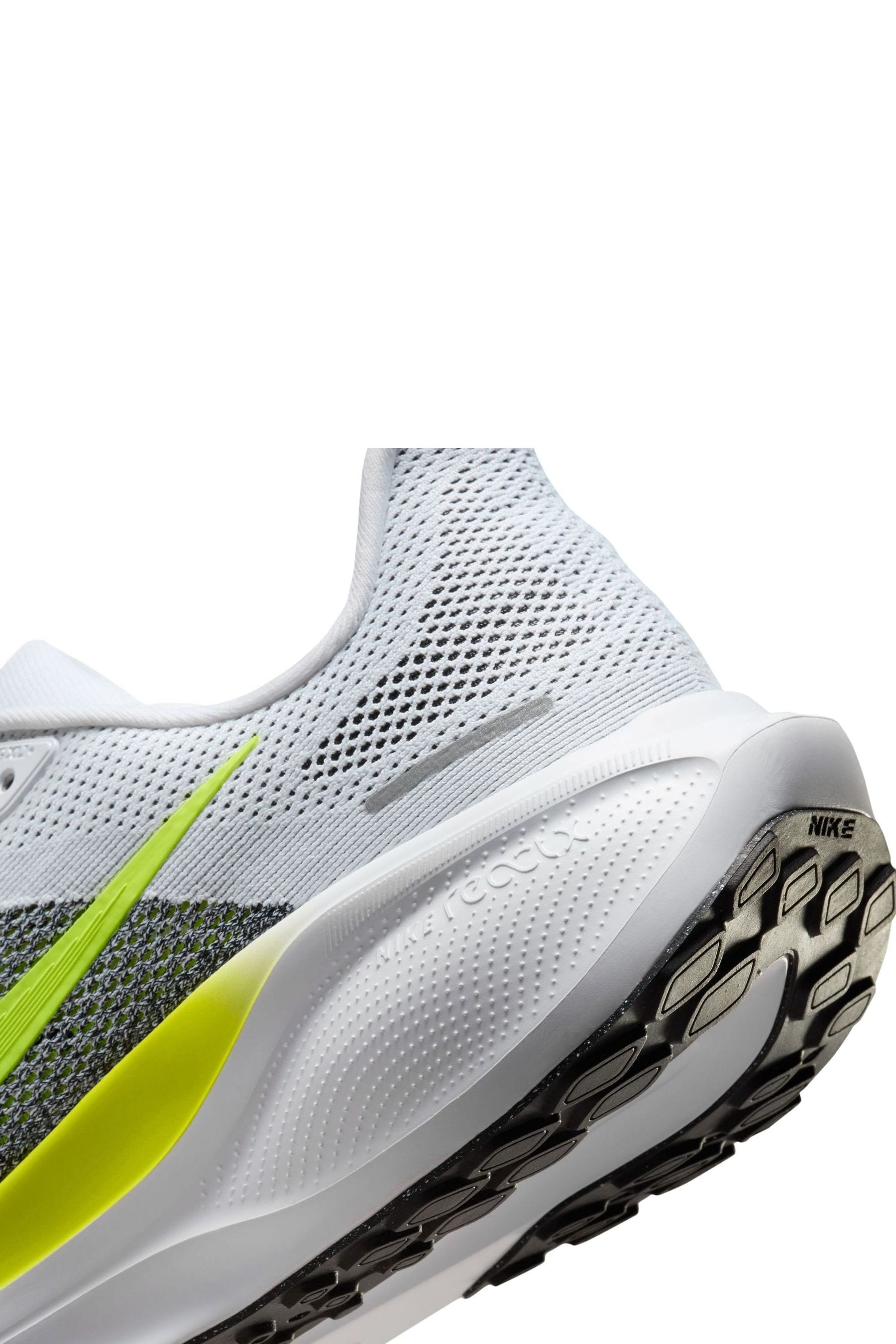 Nike zoom pegasus white shop