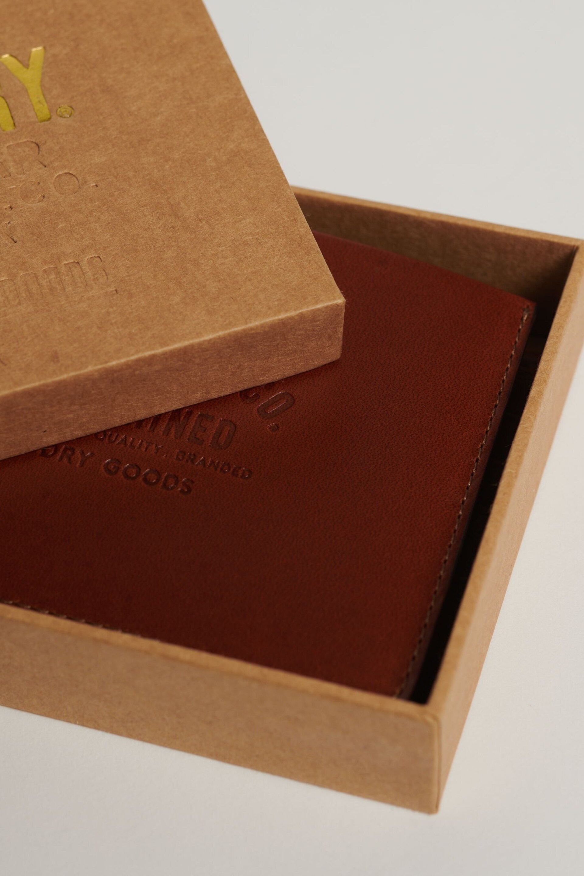 Superdry Brown Leather Wallet In Box - Image 6 of 6