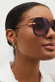 Tortoiseshell Brown Lens Detail Large Sunglasses - Image 2 of 6