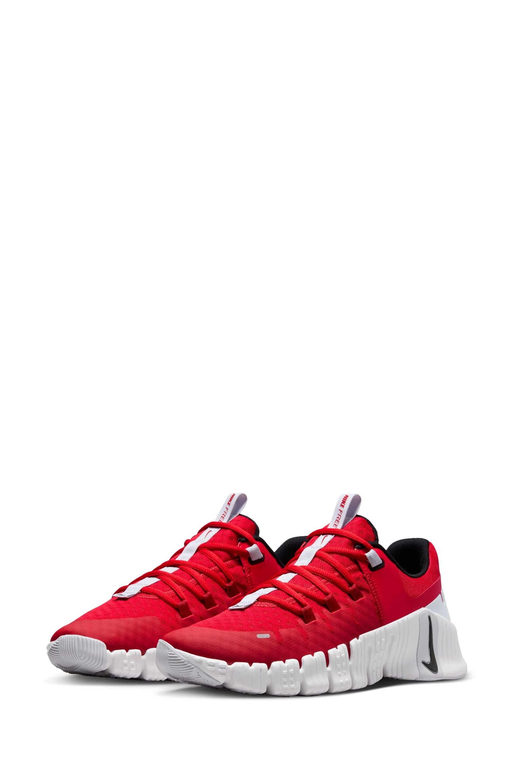 Red store metcon 5