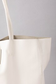 Lakeland Leather White Tarn Leather Bucket Bag - Image 8 of 9