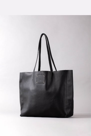 Lakeland Leather Tarn Leather Bucket Black Bag