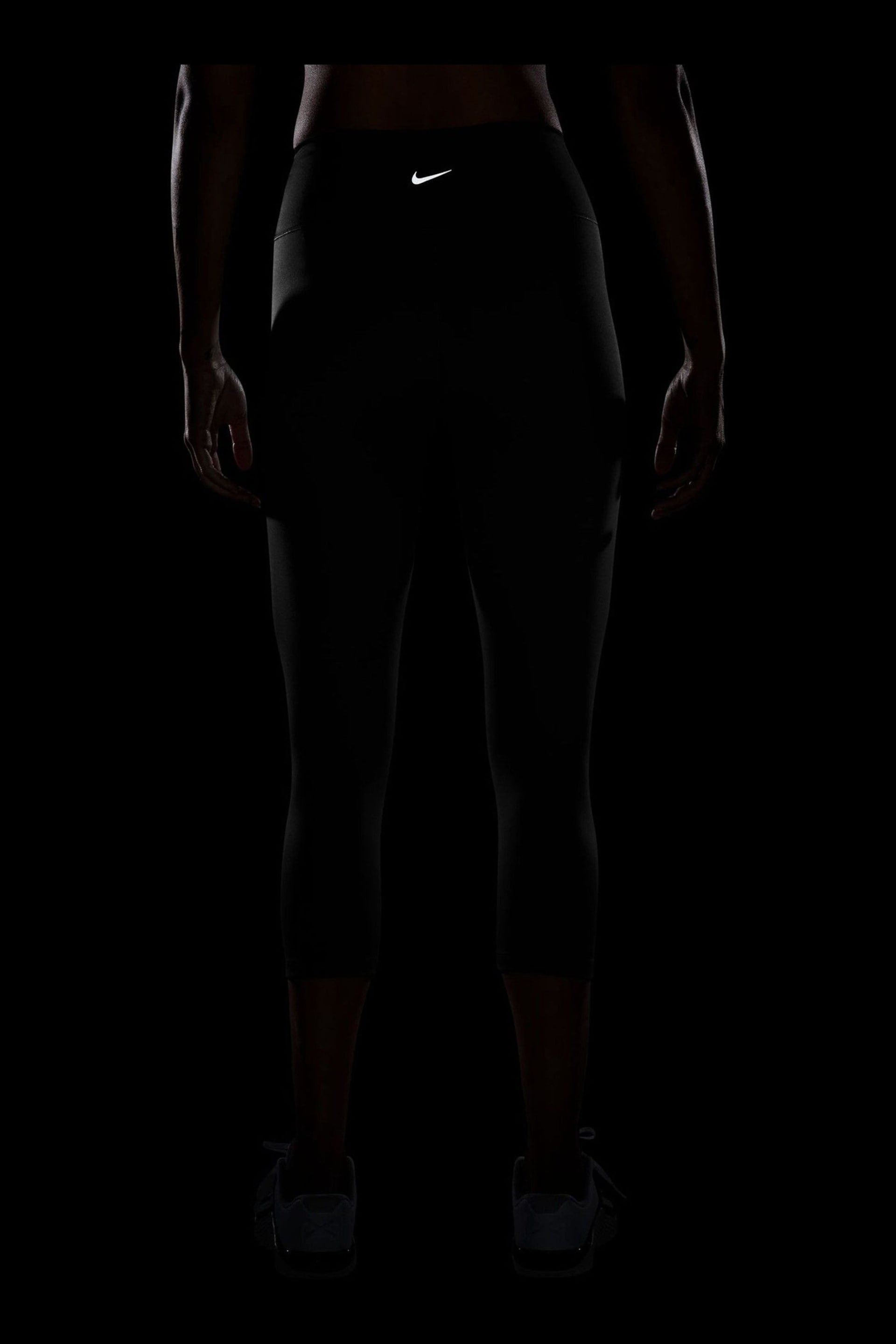 Nike Black One High-Waisted Crop Leggings - Image 9 of 9