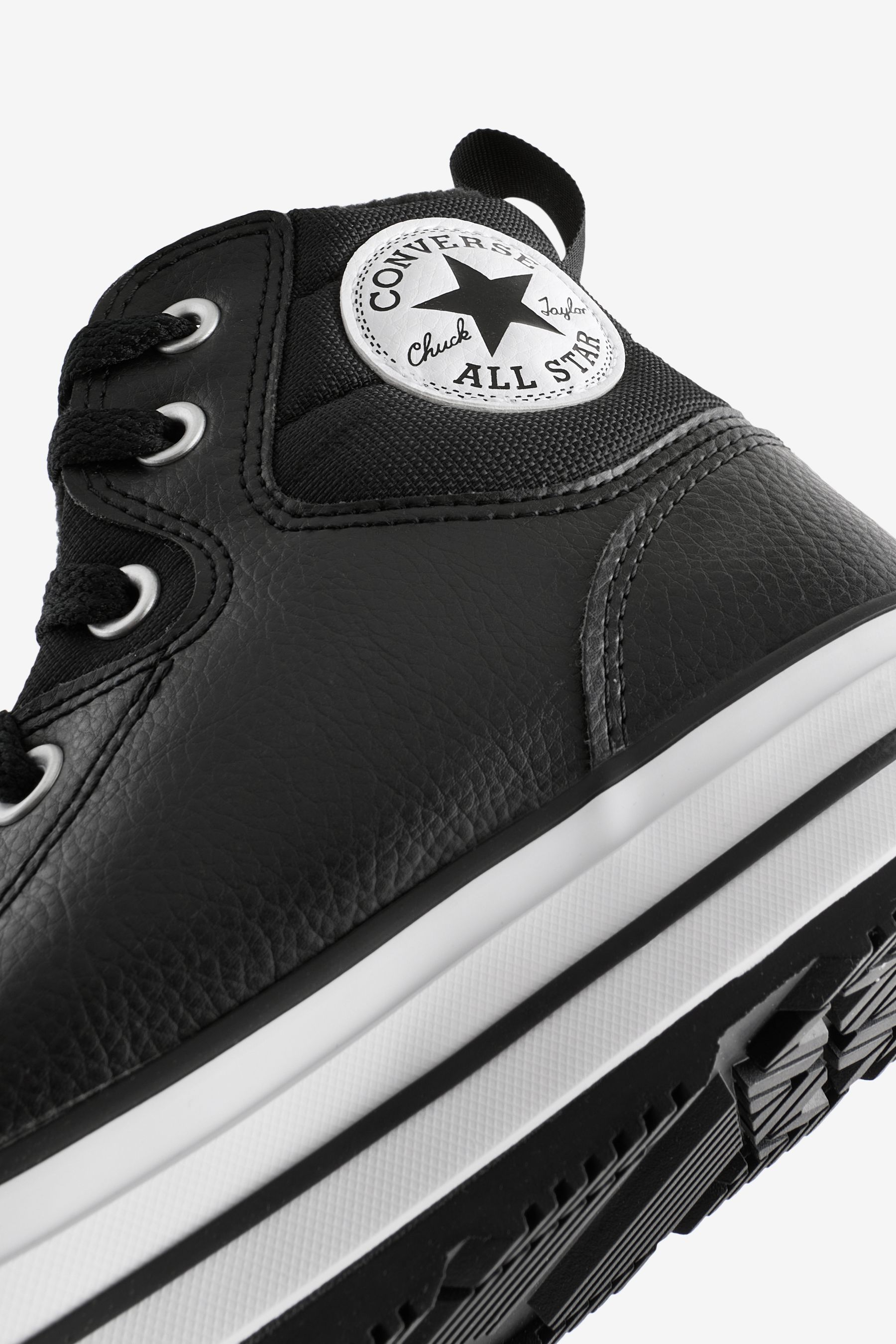 Chuck taylor boots shop