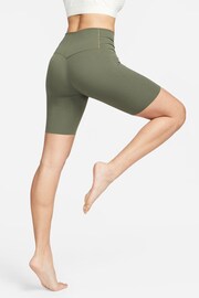 Nike Green Zenvy Gentle Support High Waisted 8 Cycling Shorts - Image 3 of 8