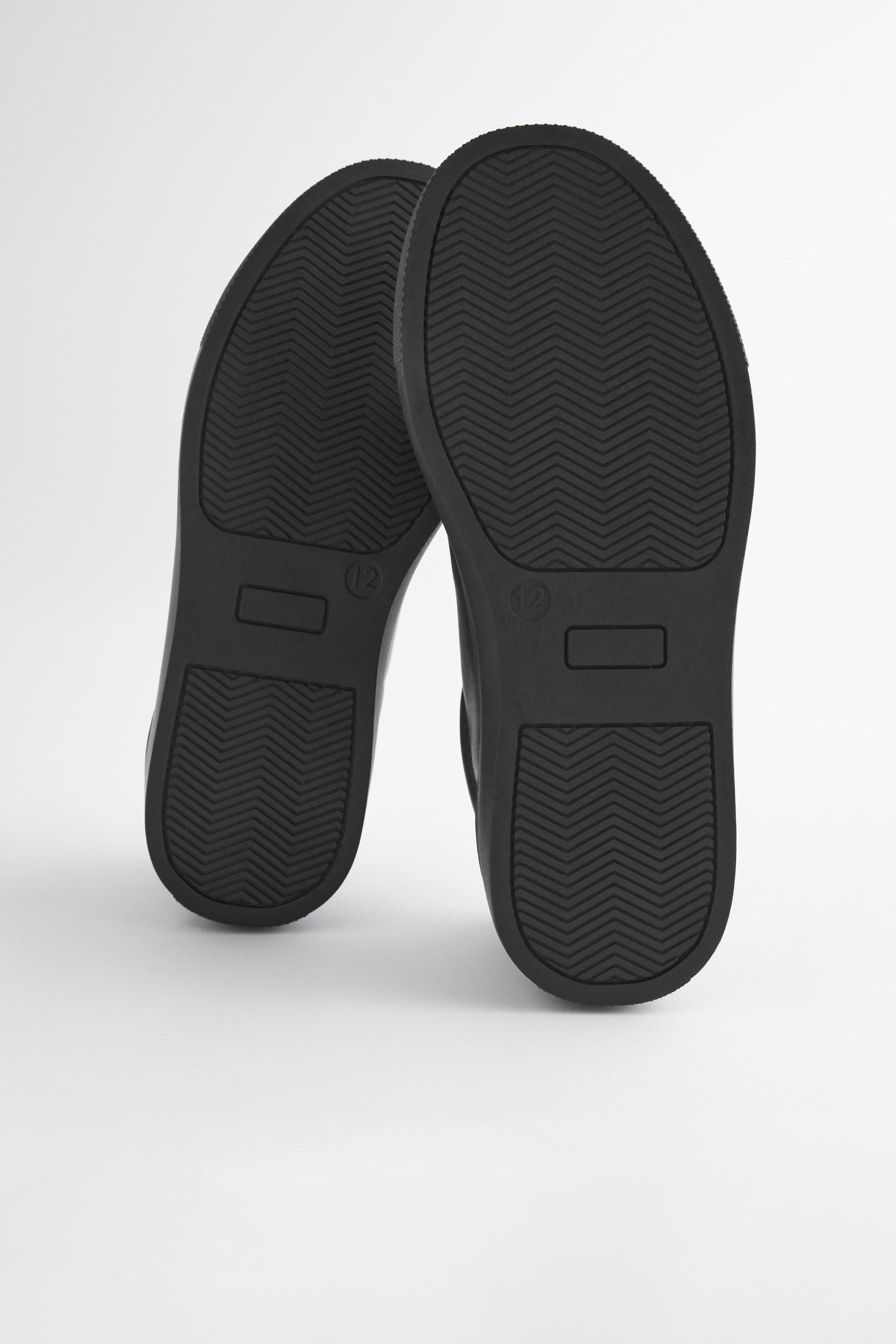 Black rubber shoes for school discount