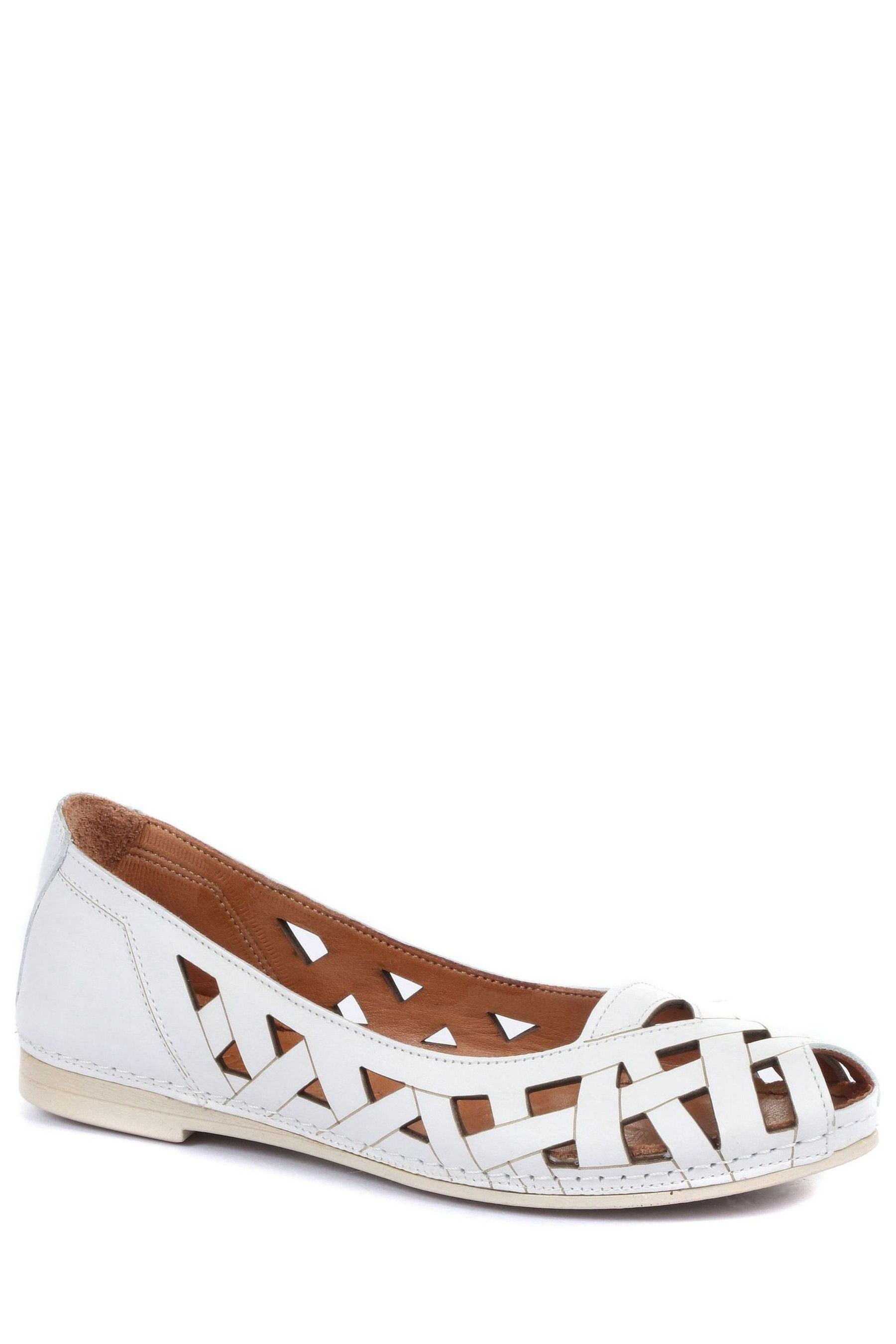 Ladies white leather pumps new arrivals