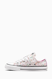 Converse Pink Junior Chuck Taylor Floral Print 1V Ox Trainers - Image 2 of 8