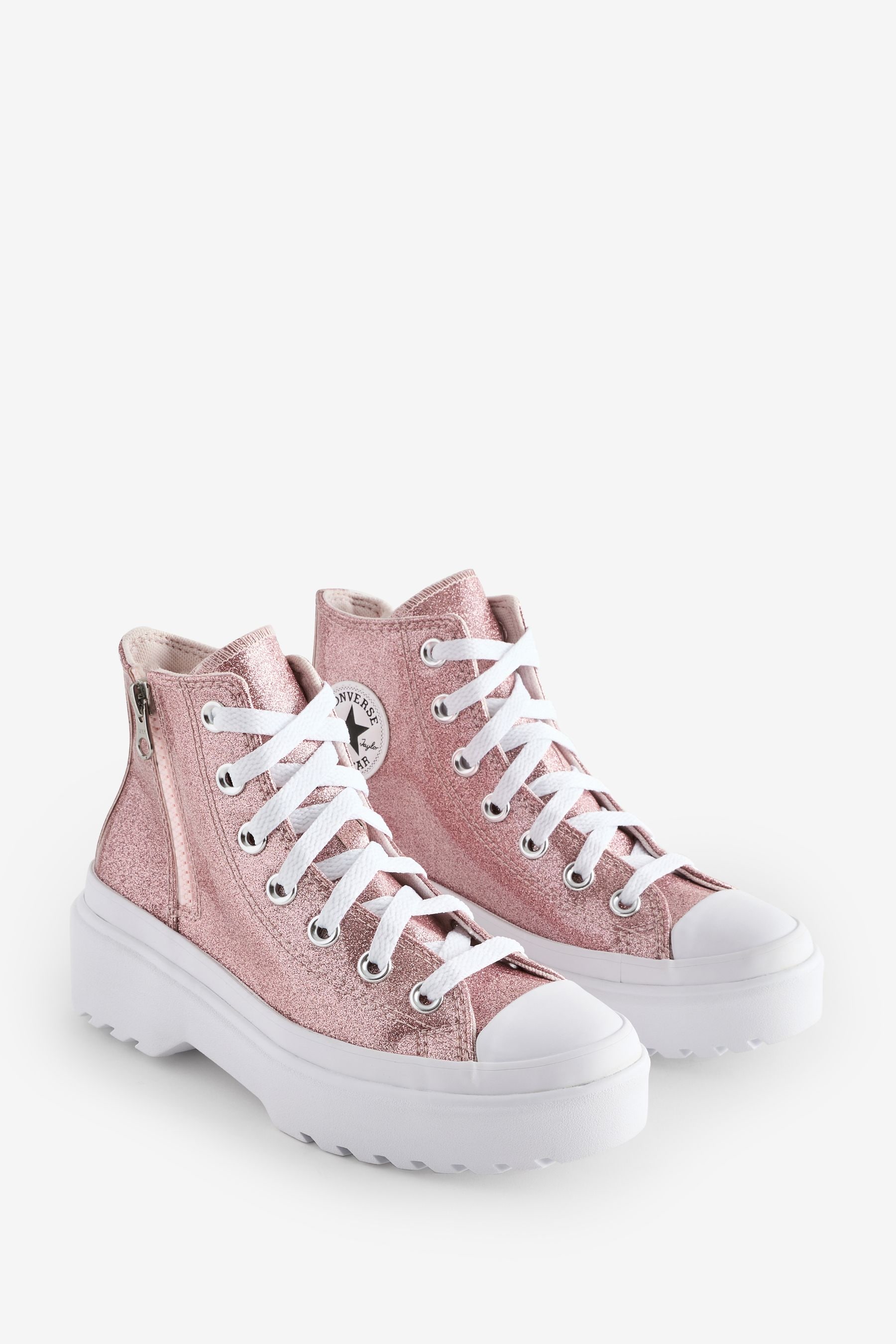 Converse 17 2025