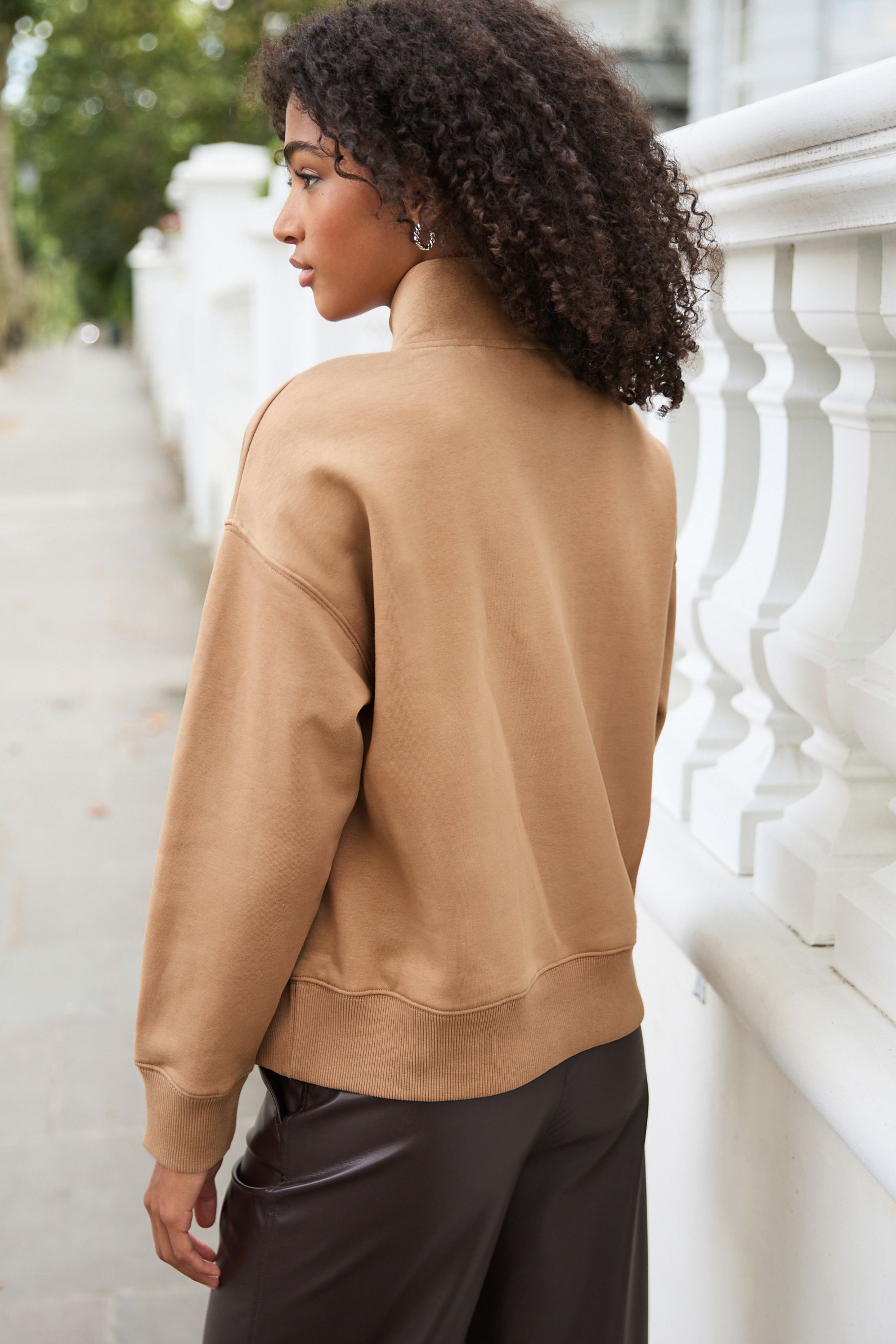 Camel best sale colour sweatshirt