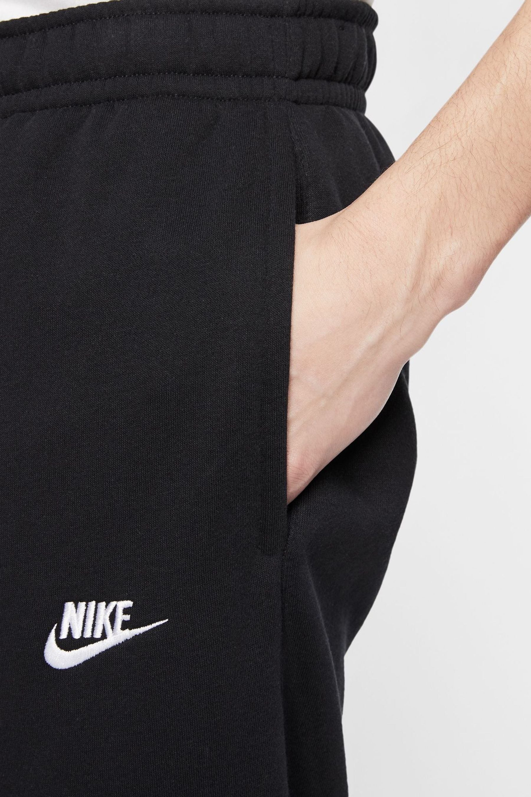 Nike cuffed joggers black store