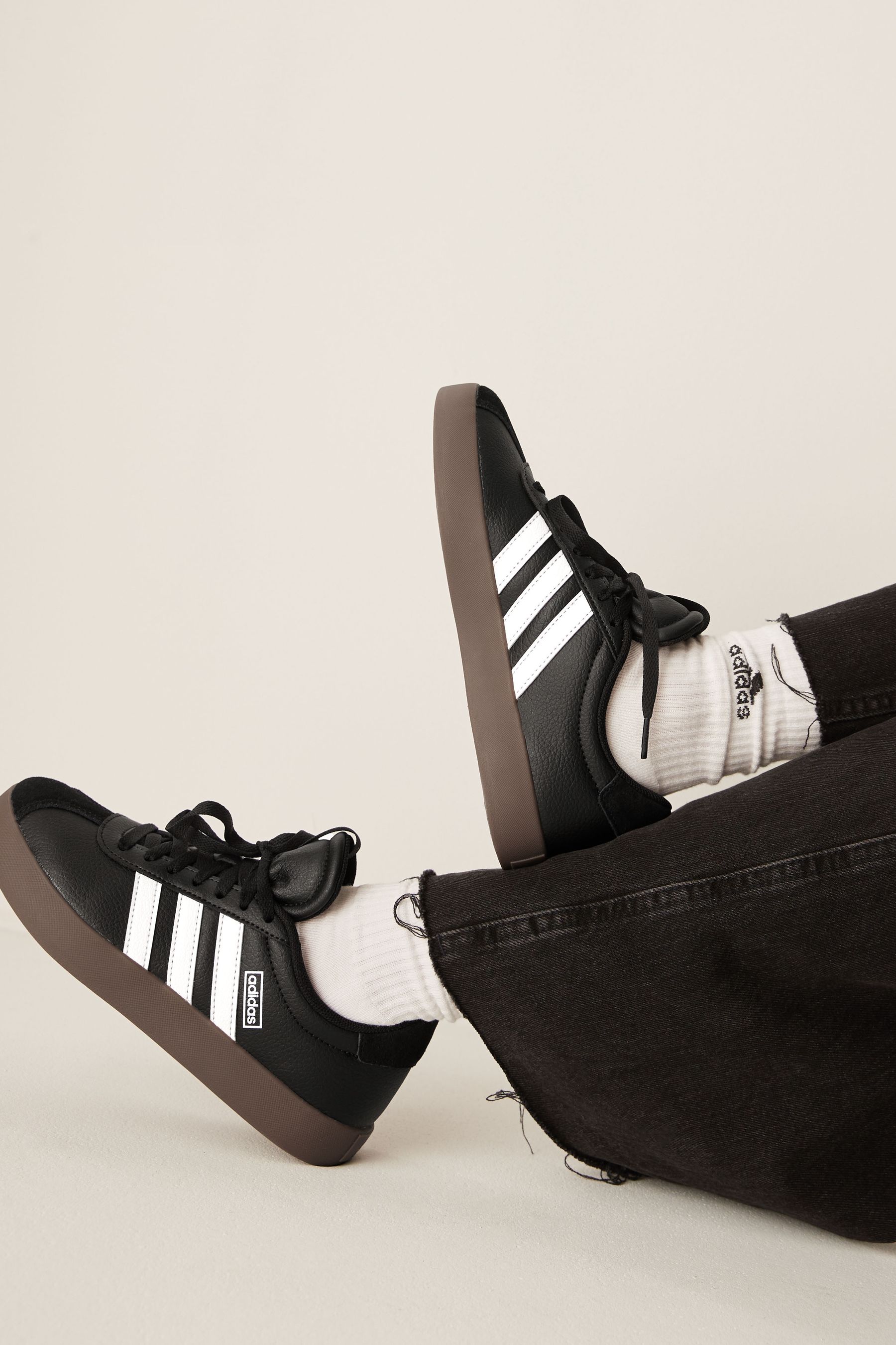 Vl court 2.0 shoes on sale