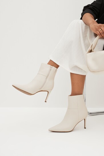 Bone Forever Comfort® Point Toe Heeled Ankle Boots