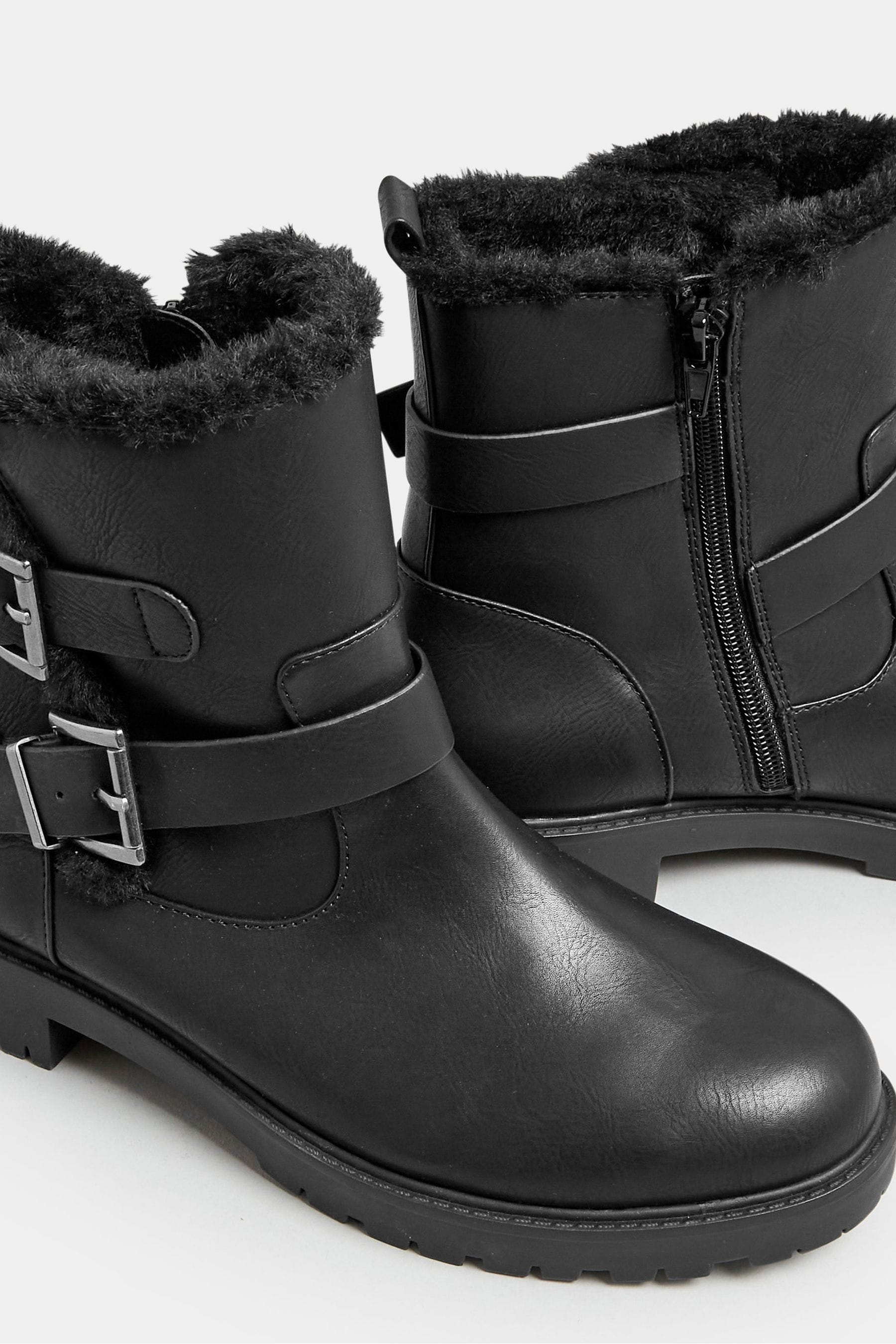 Extra wide shop motorcycle boots