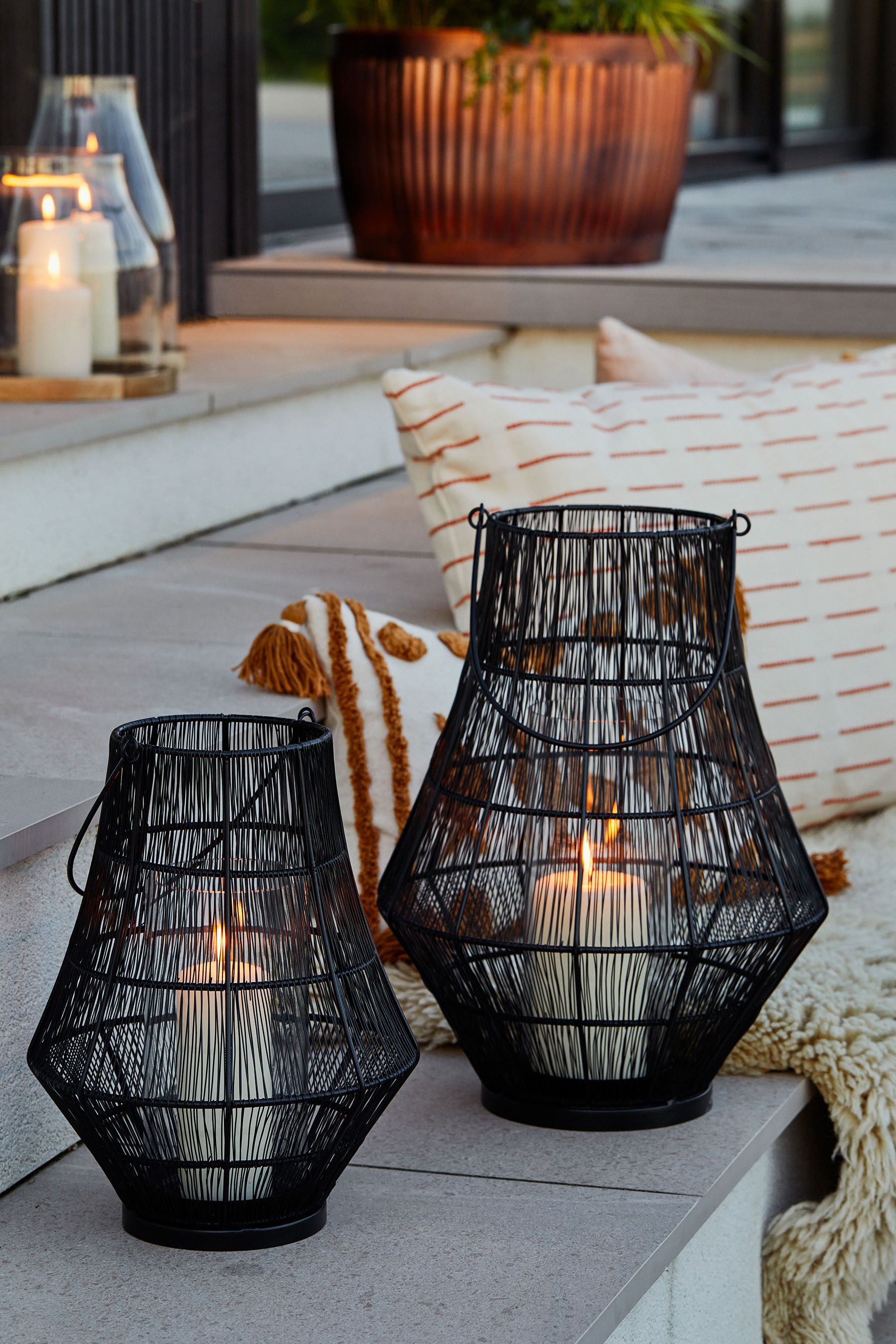 Partylite store garden lantern