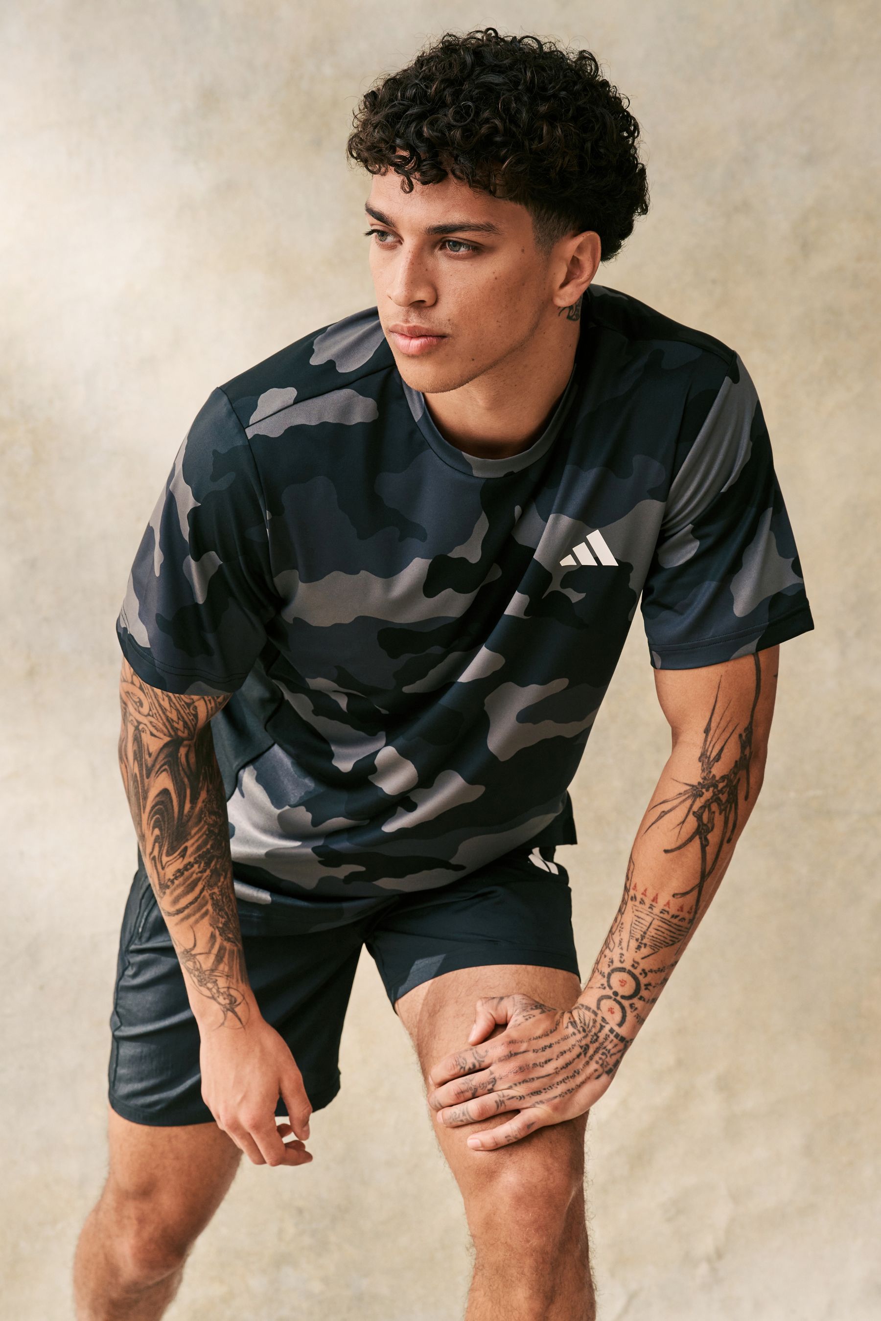 Adidas black camo t shirt discount