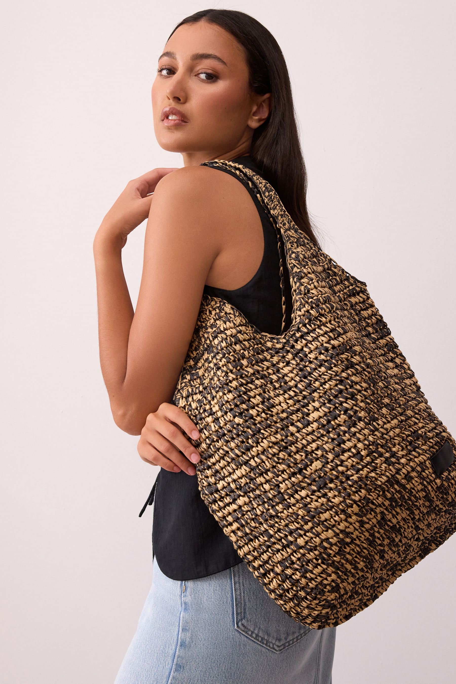 Straw over the shoulder bag deals