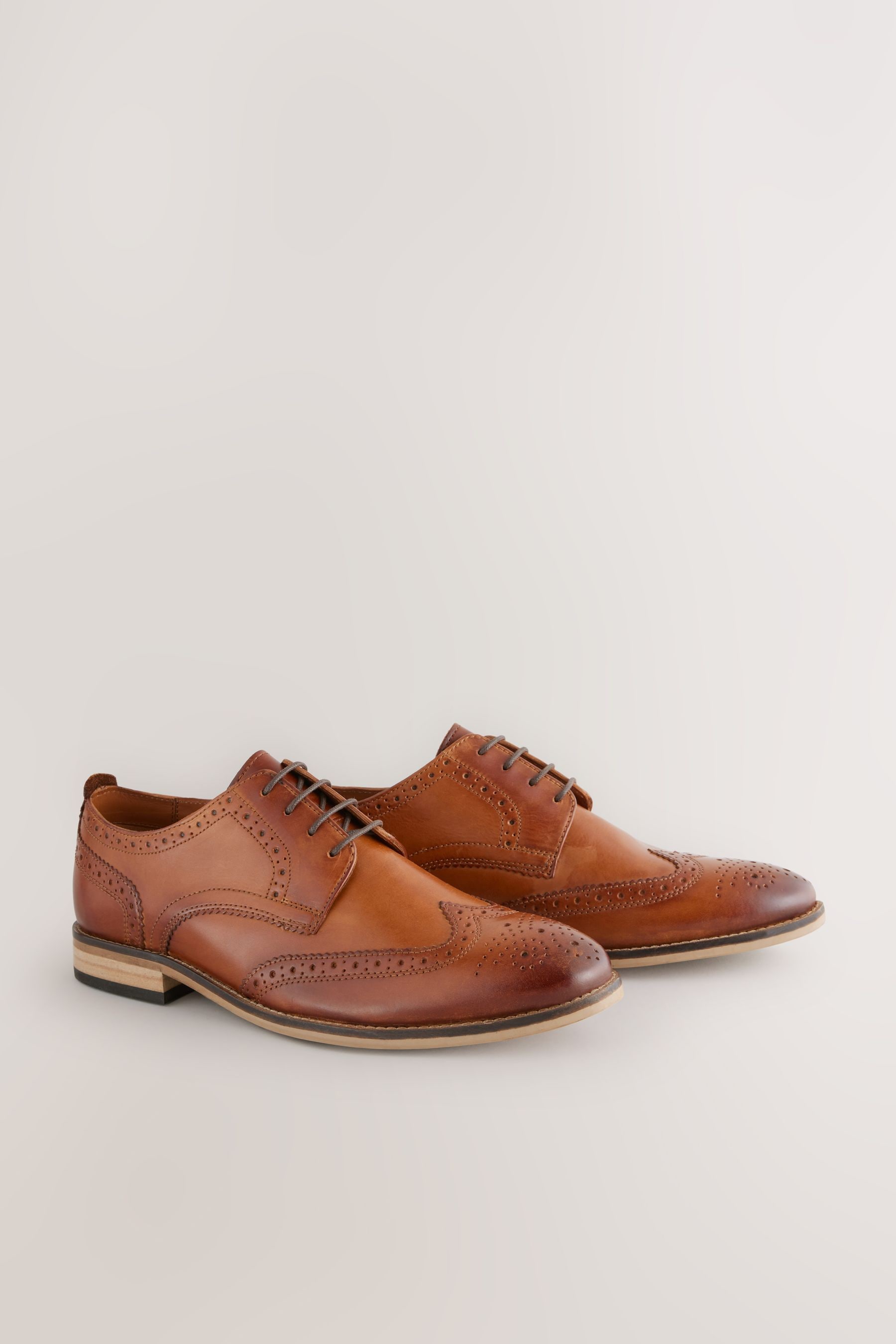 Mens wide fit tan fashion brogues