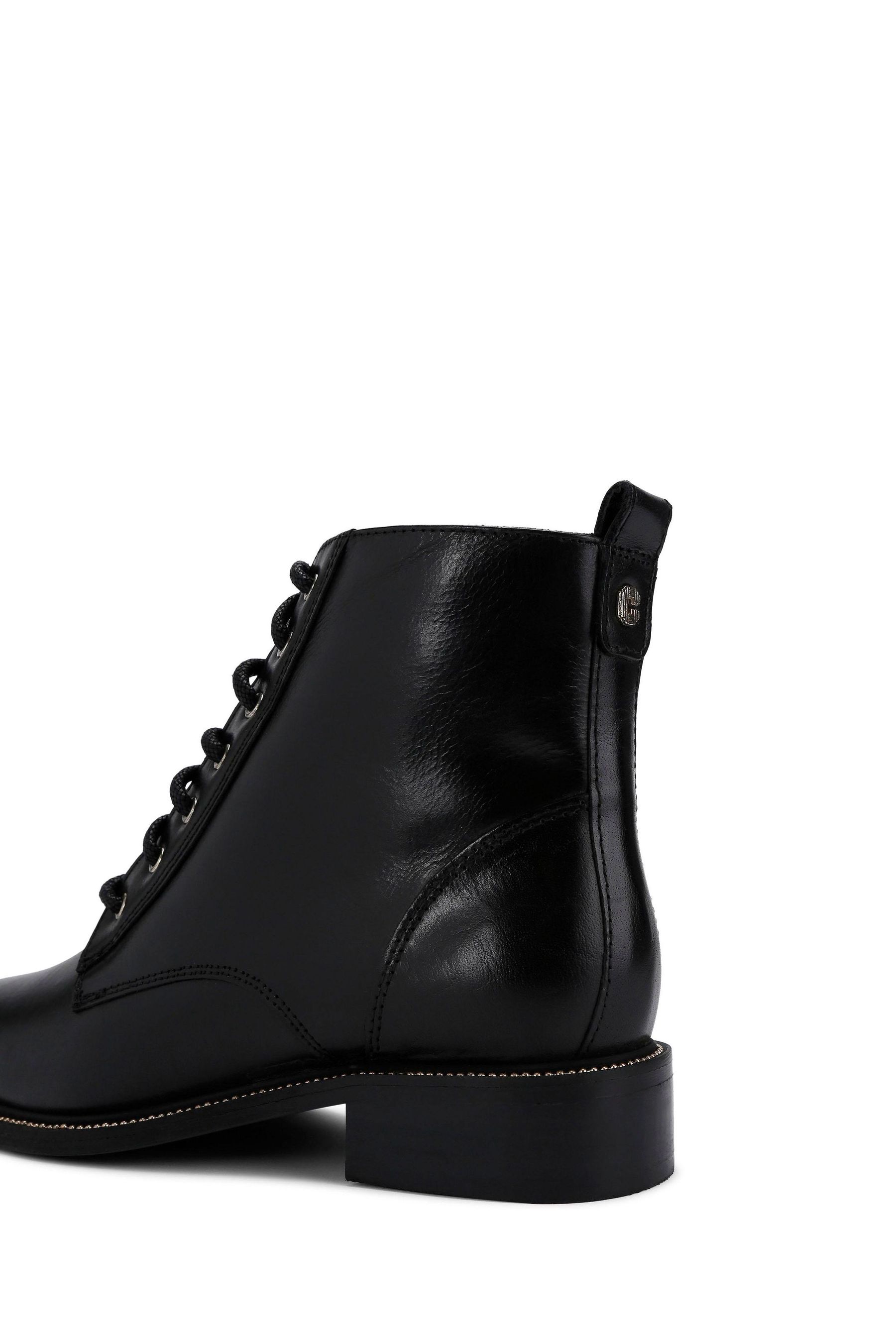 Carvela black boots discount