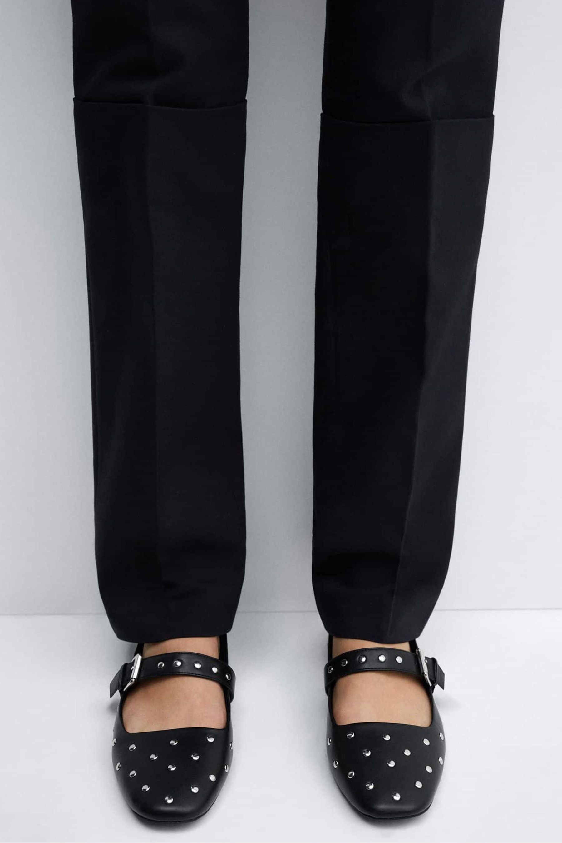 Mango flats online hot sale