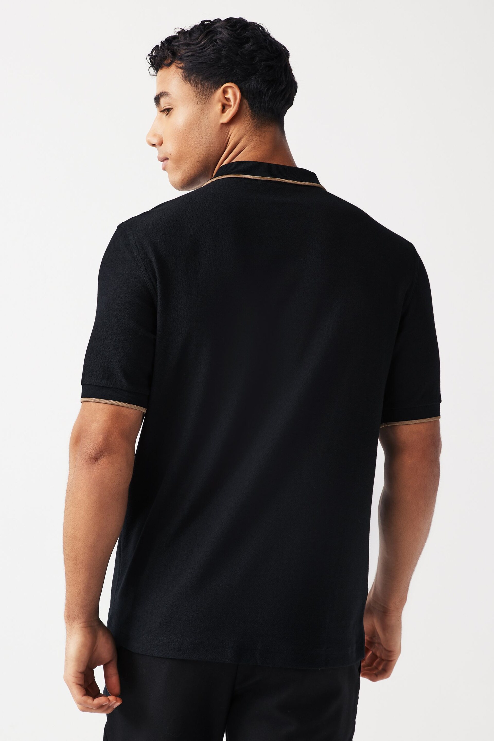 Fred Perry Crepe Pique Zip Neck Polo Shirt - Image 4 of 6