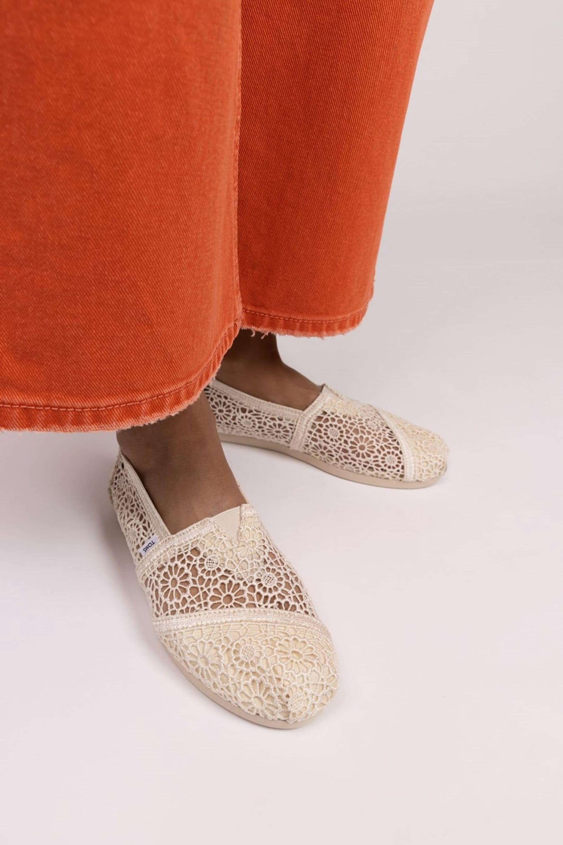 Toms deals crochet espadrilles