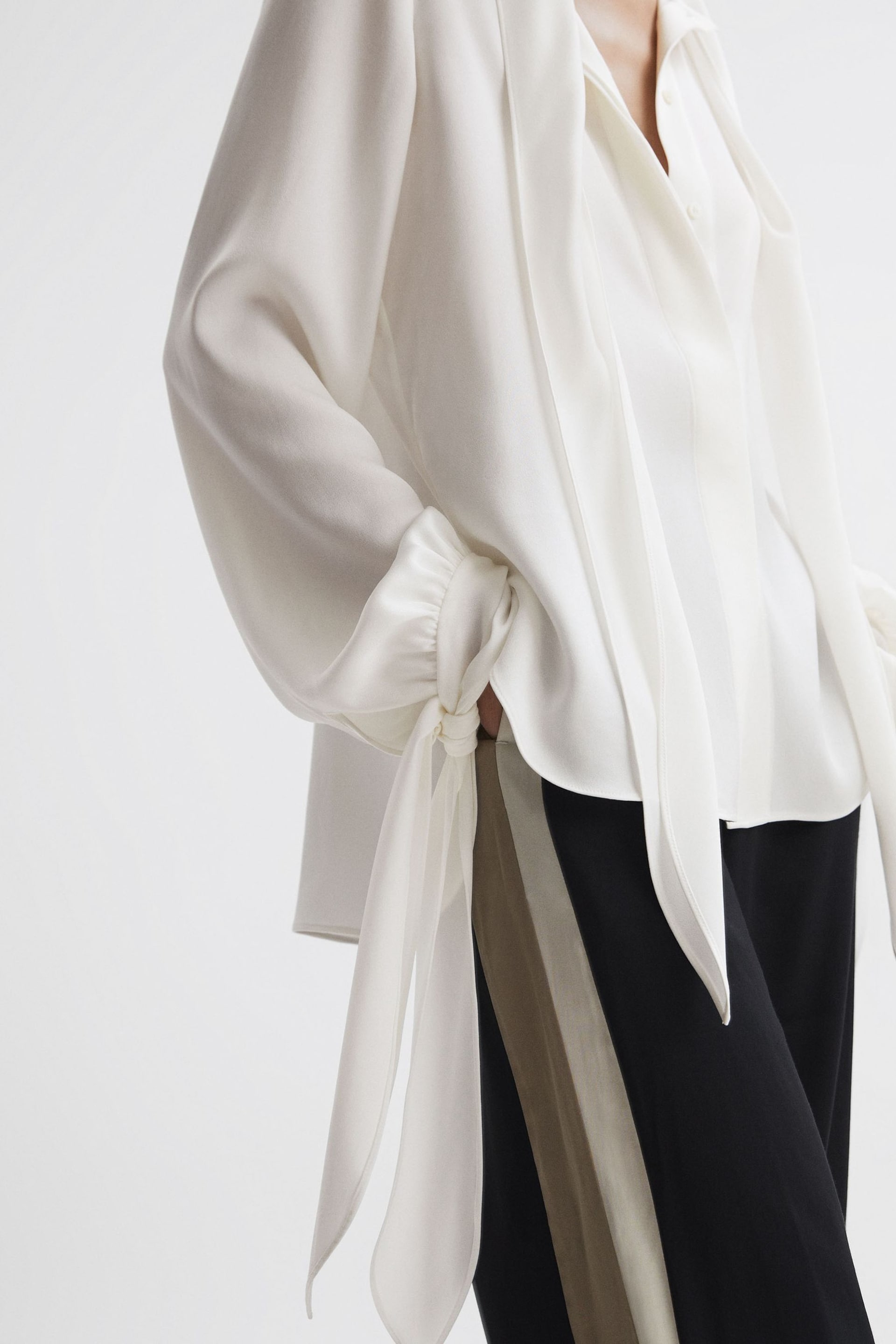 Reiss Ivory Giselle Tie Detail Blouse - Image 4 of 5