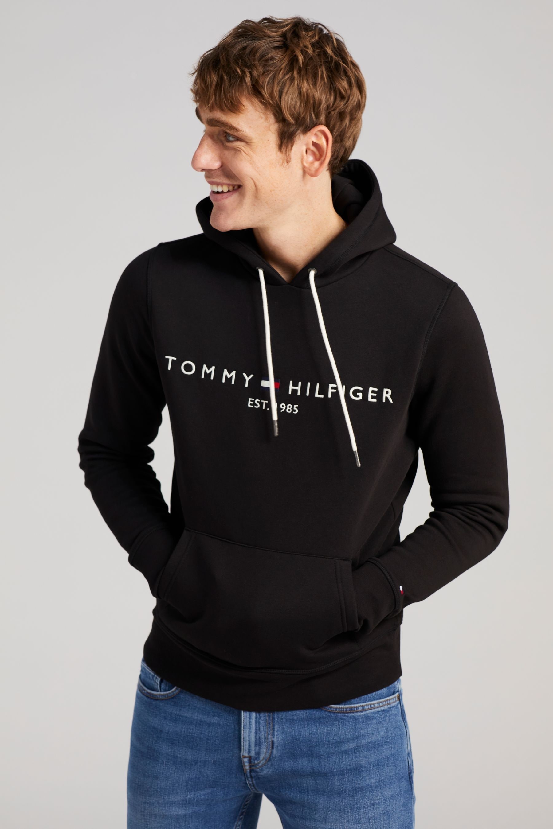 Tommy best sale hilfiger core