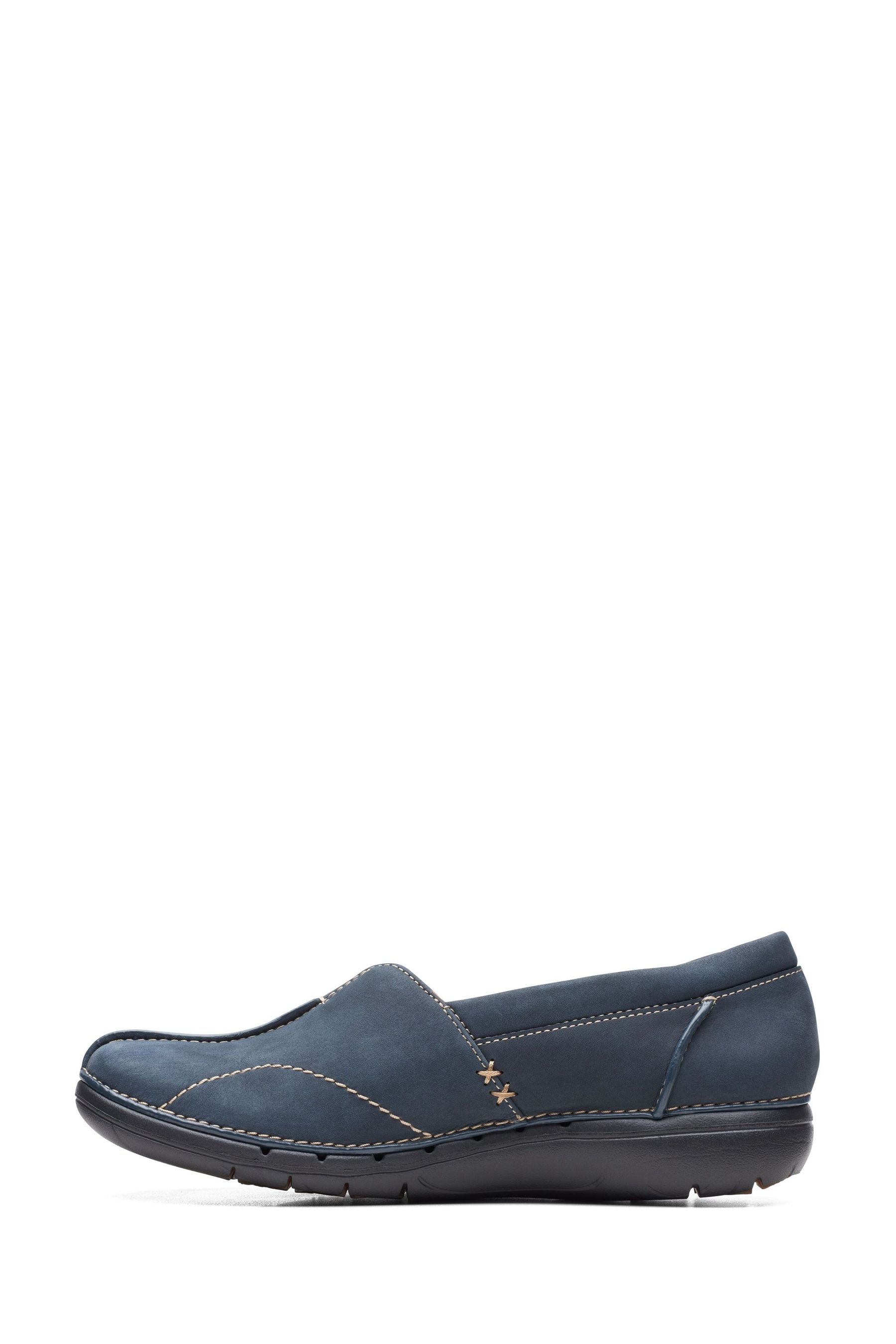 Clarks un loop navy cheap