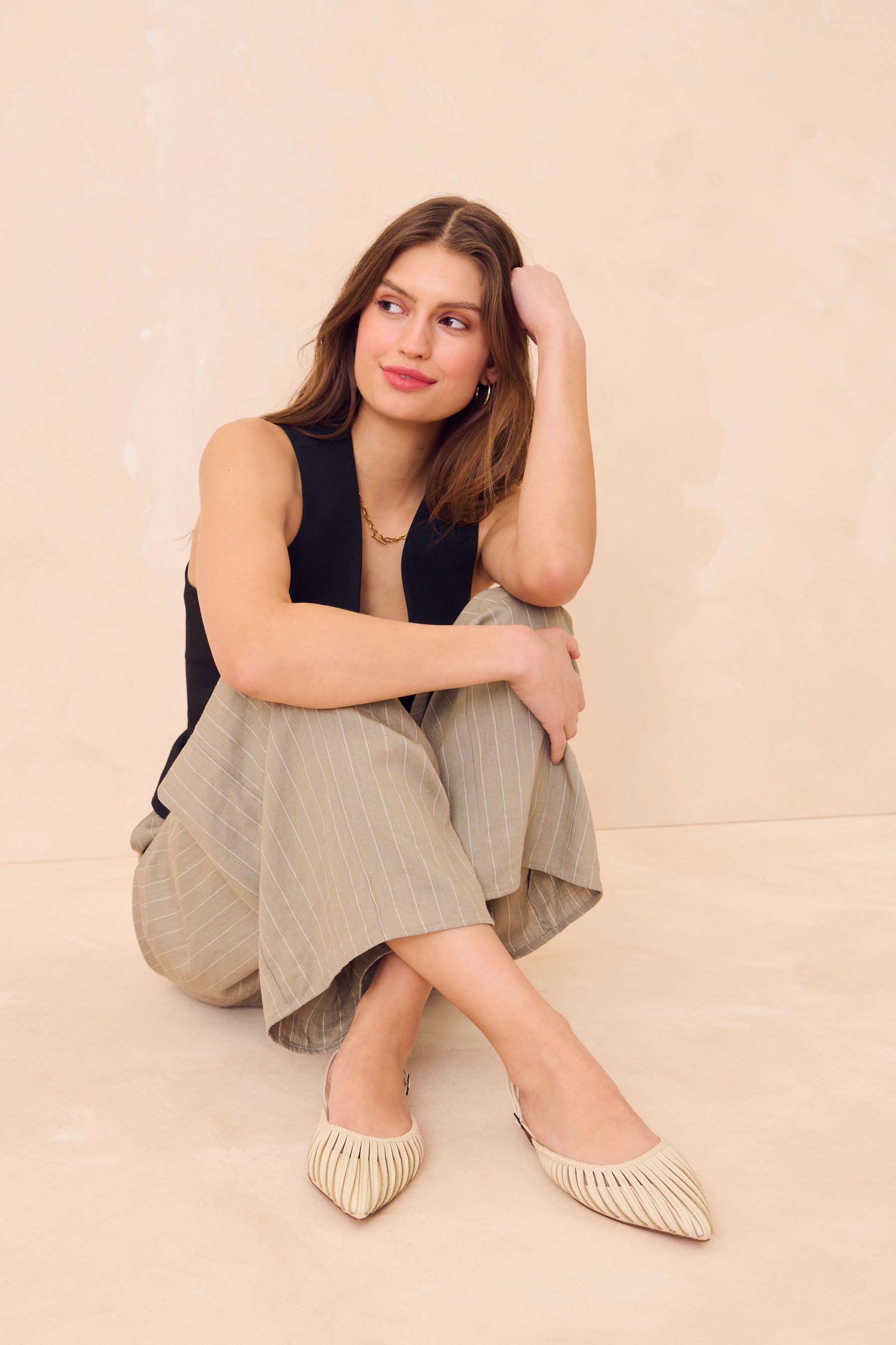 Bone slingback pumps online