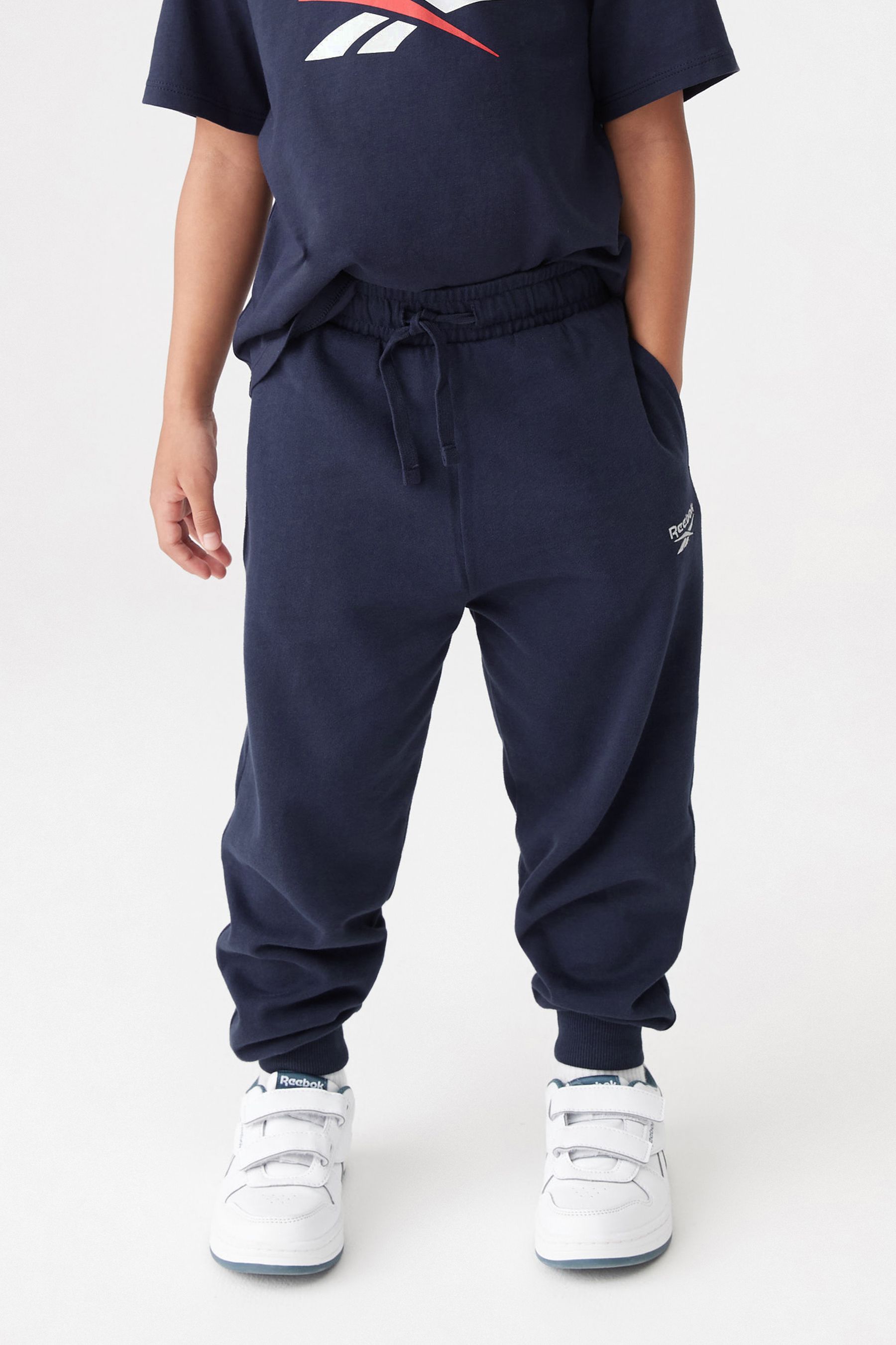 Reebok joggers shop