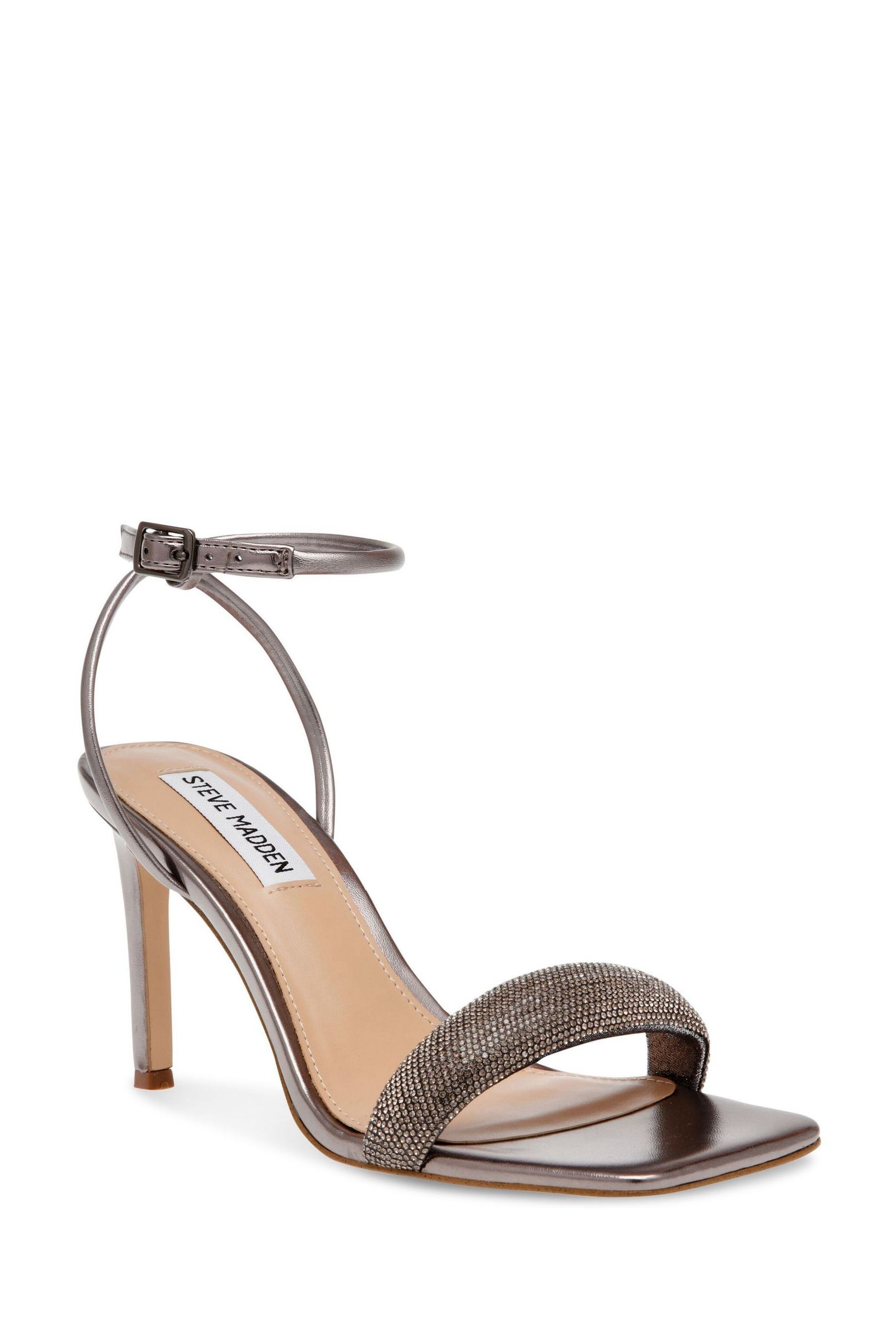 Steve madden rage clearance sandal