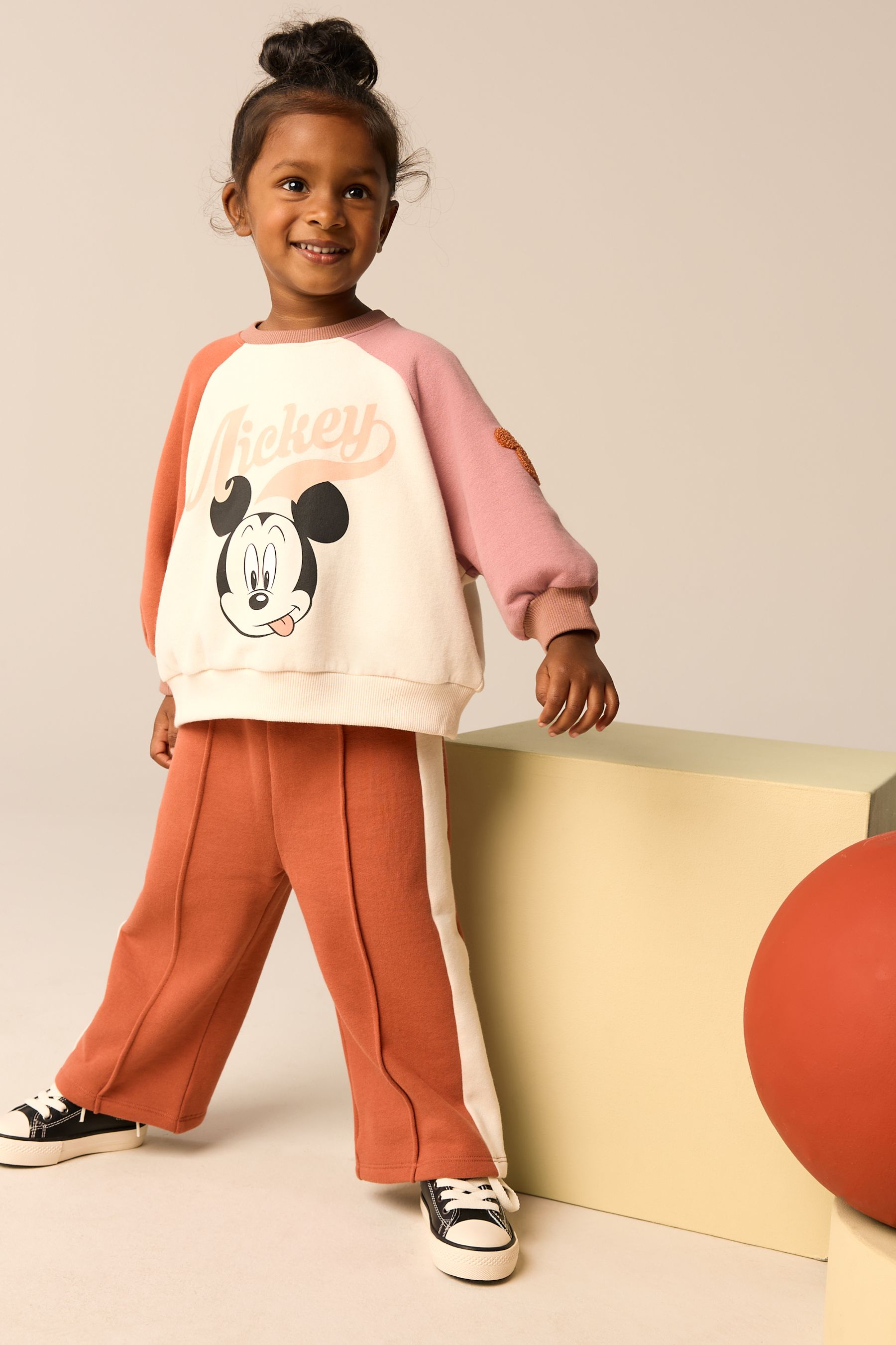 Mickey mouse jumper girls 2025
