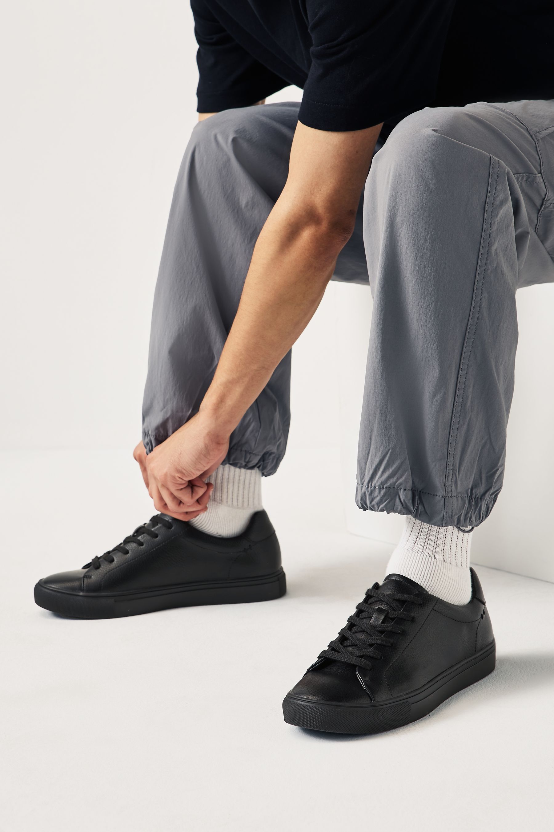 Minimalist black shoes store