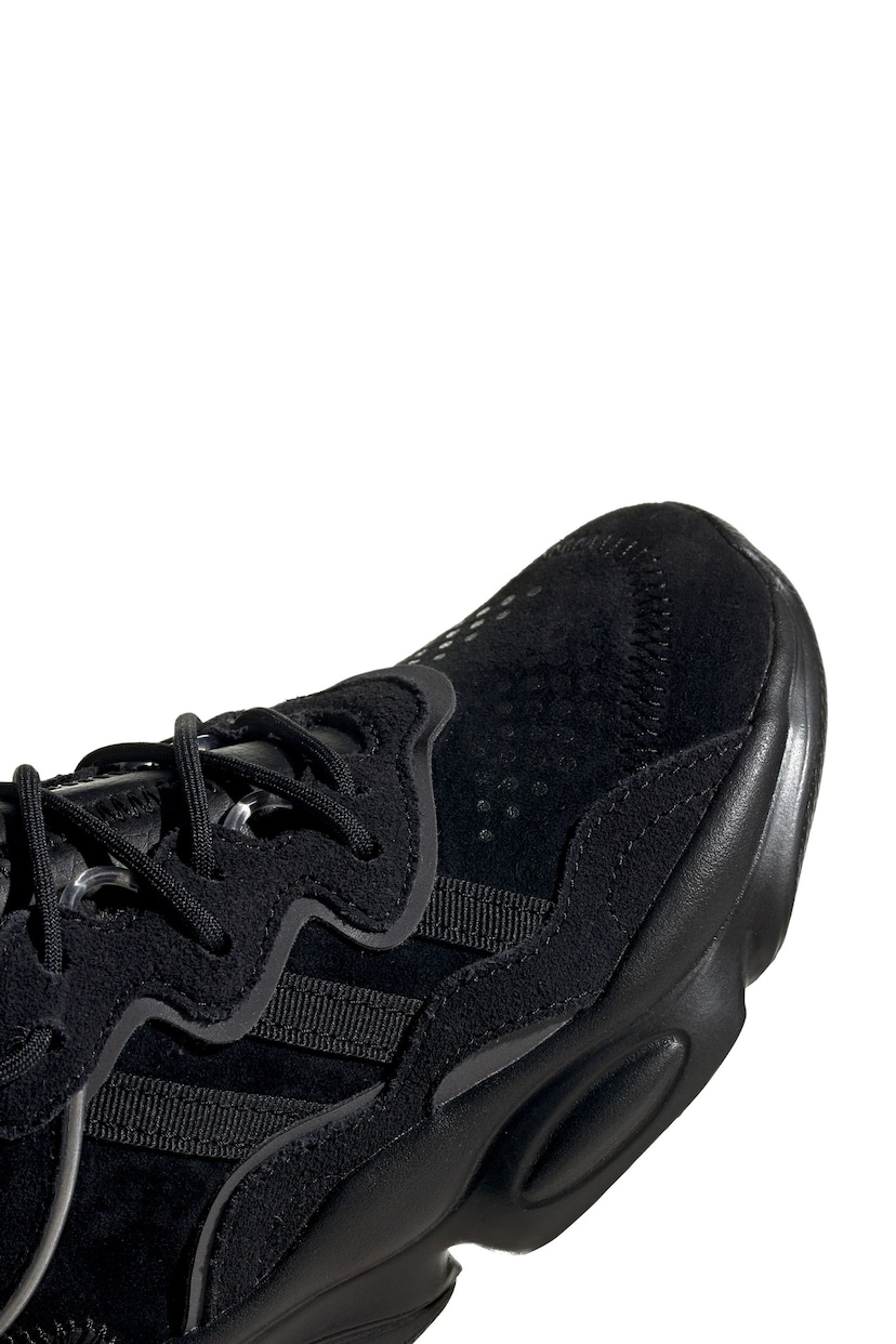 adidas Originals Black Kids Ozweego Trainers - Image 9 of 10