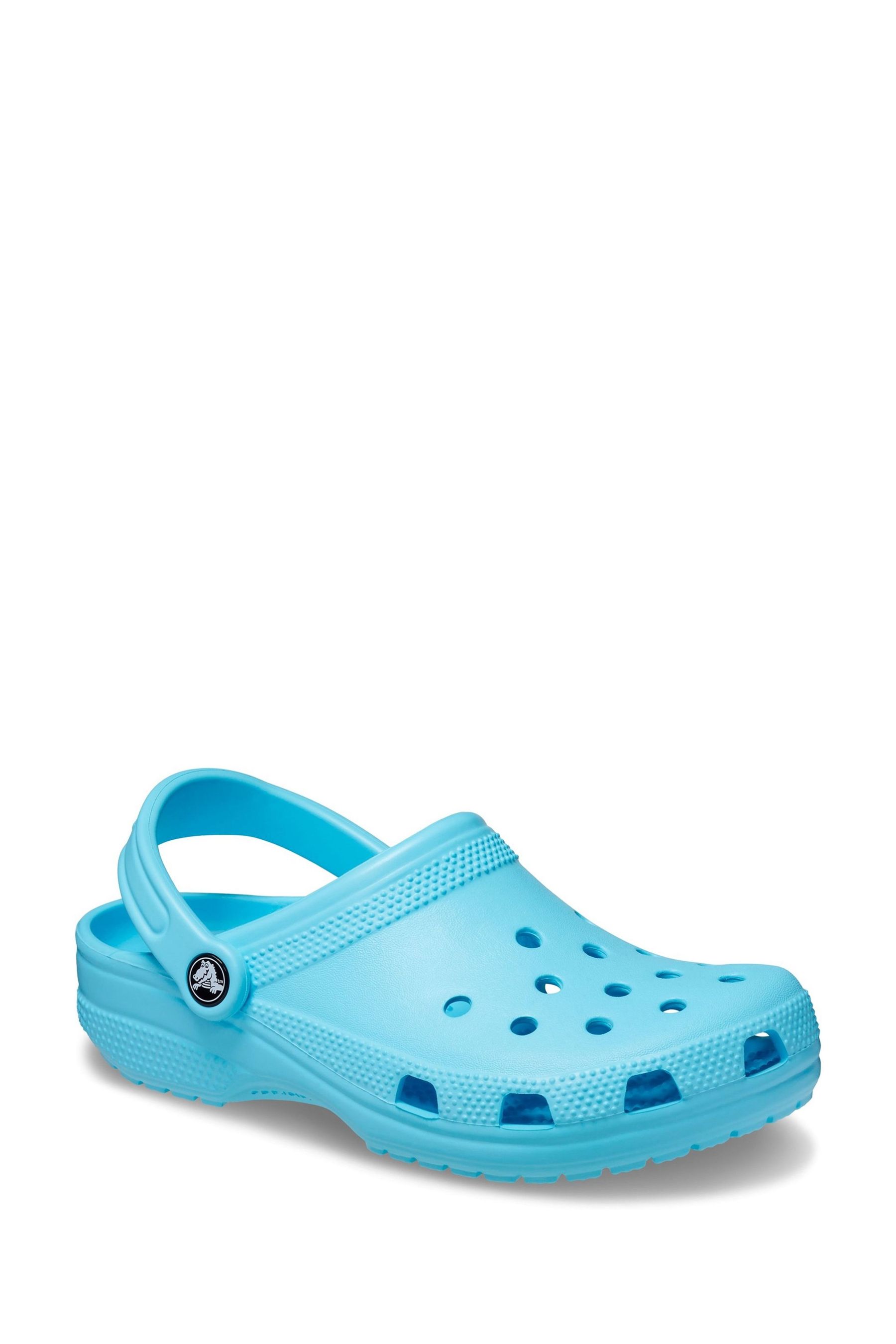 Really cheap crocs deals