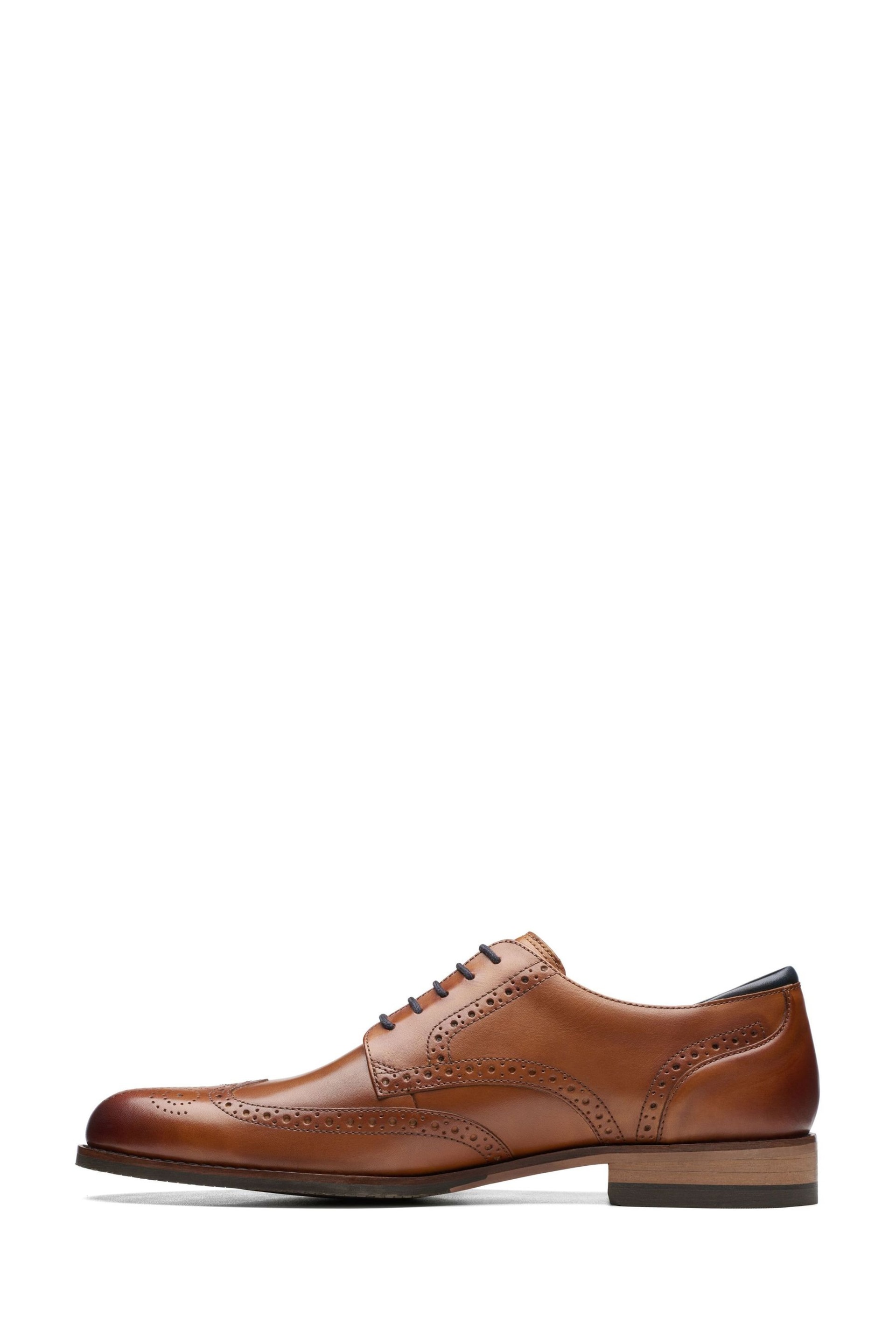 Clarks Natural Leather Craftarlo Limit Shoes - Image 2 of 7