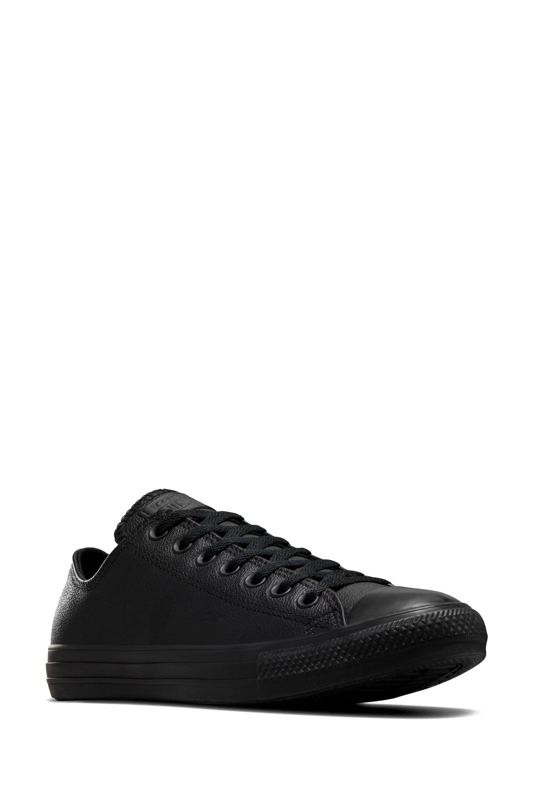 Chuck taylor all clearance star leather ox plimsolls