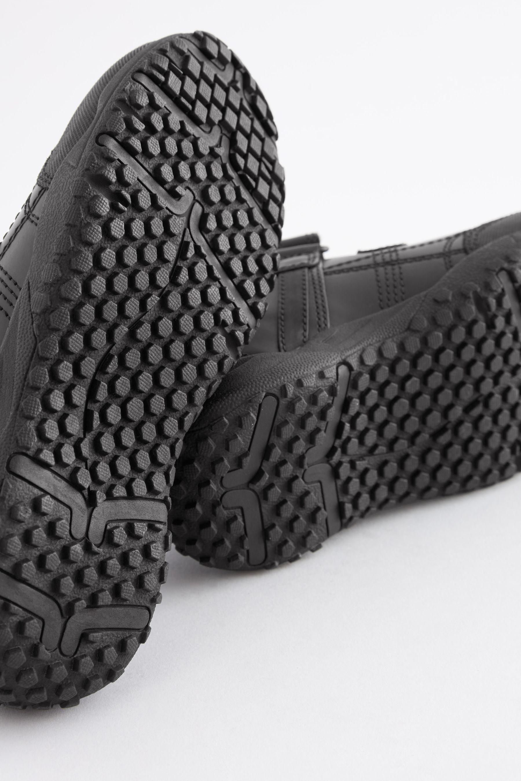 Slim fit school shoes top