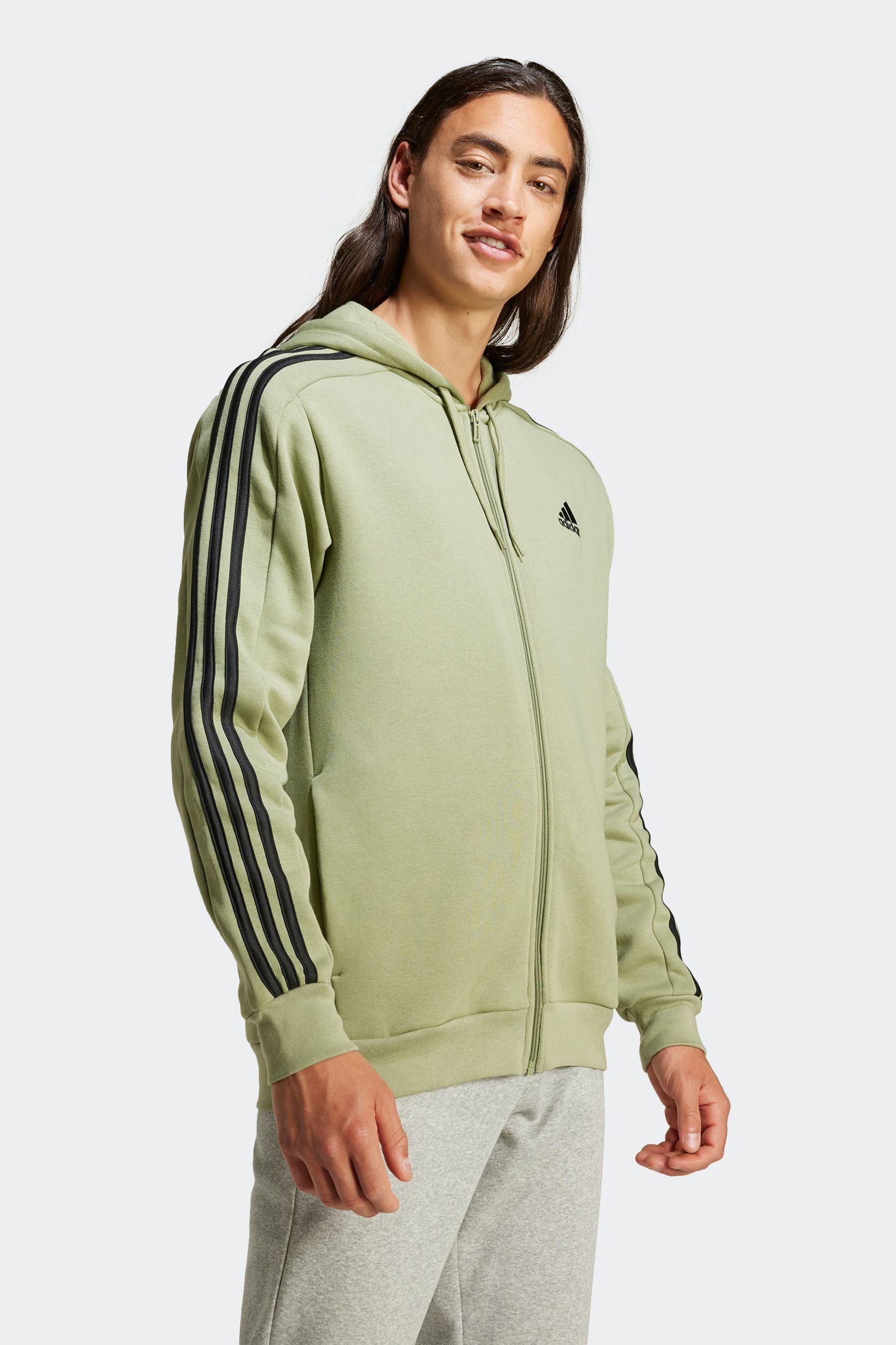 Zip adidas store