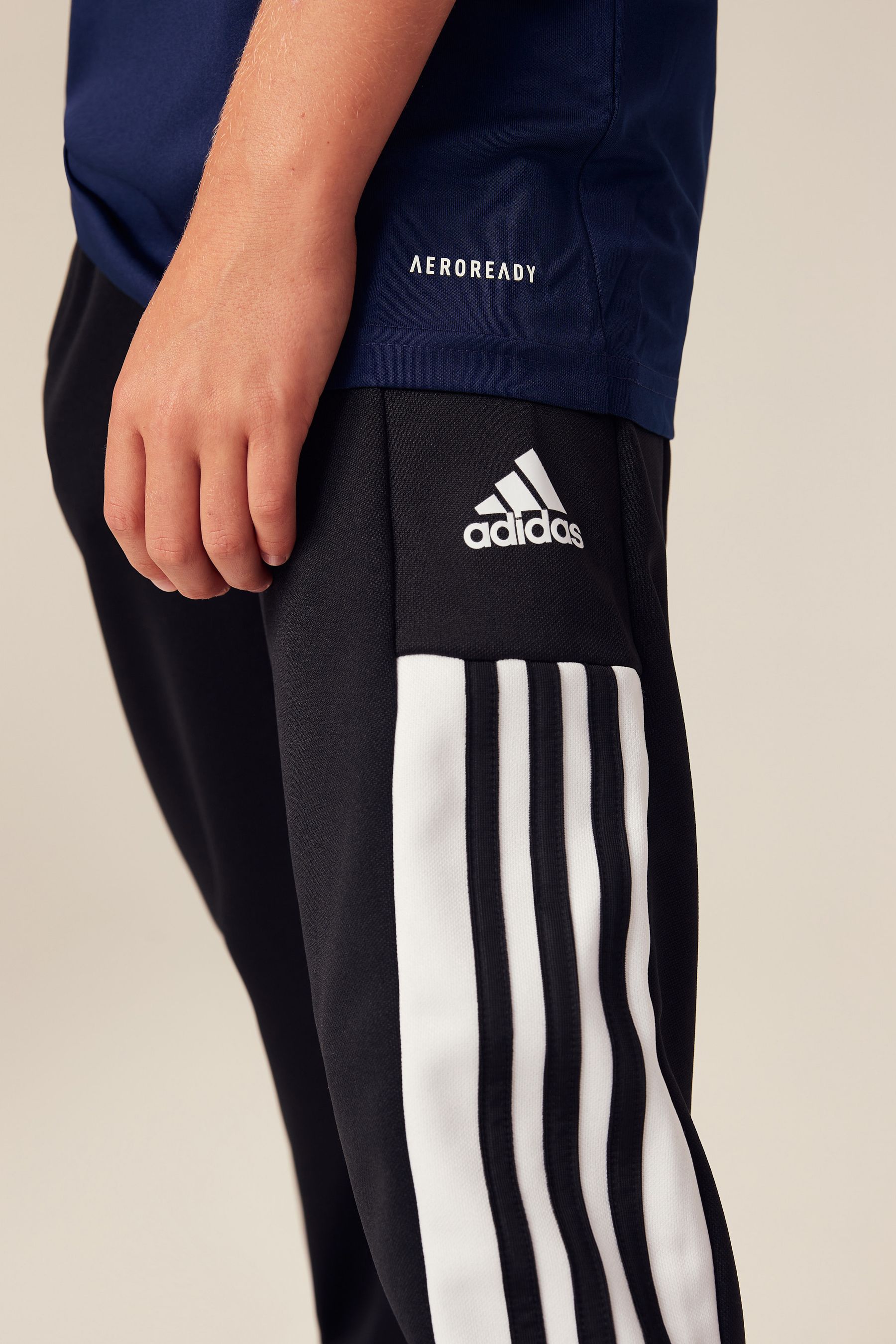 Black adidas sales joggers junior