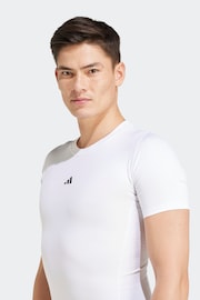 adidas White TECHFIT Compression Training T-Shirt - Image 4 of 7