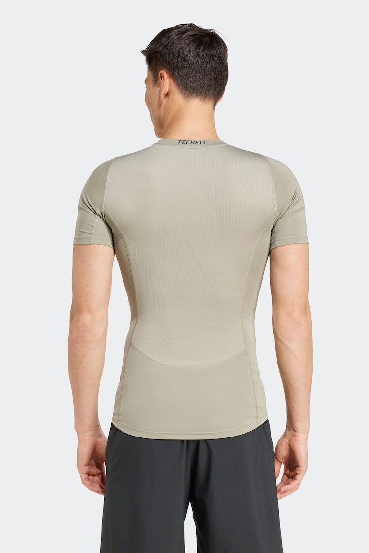 adidas Green TECHFIT Compression Training T-Shirt - Image 2 of 7