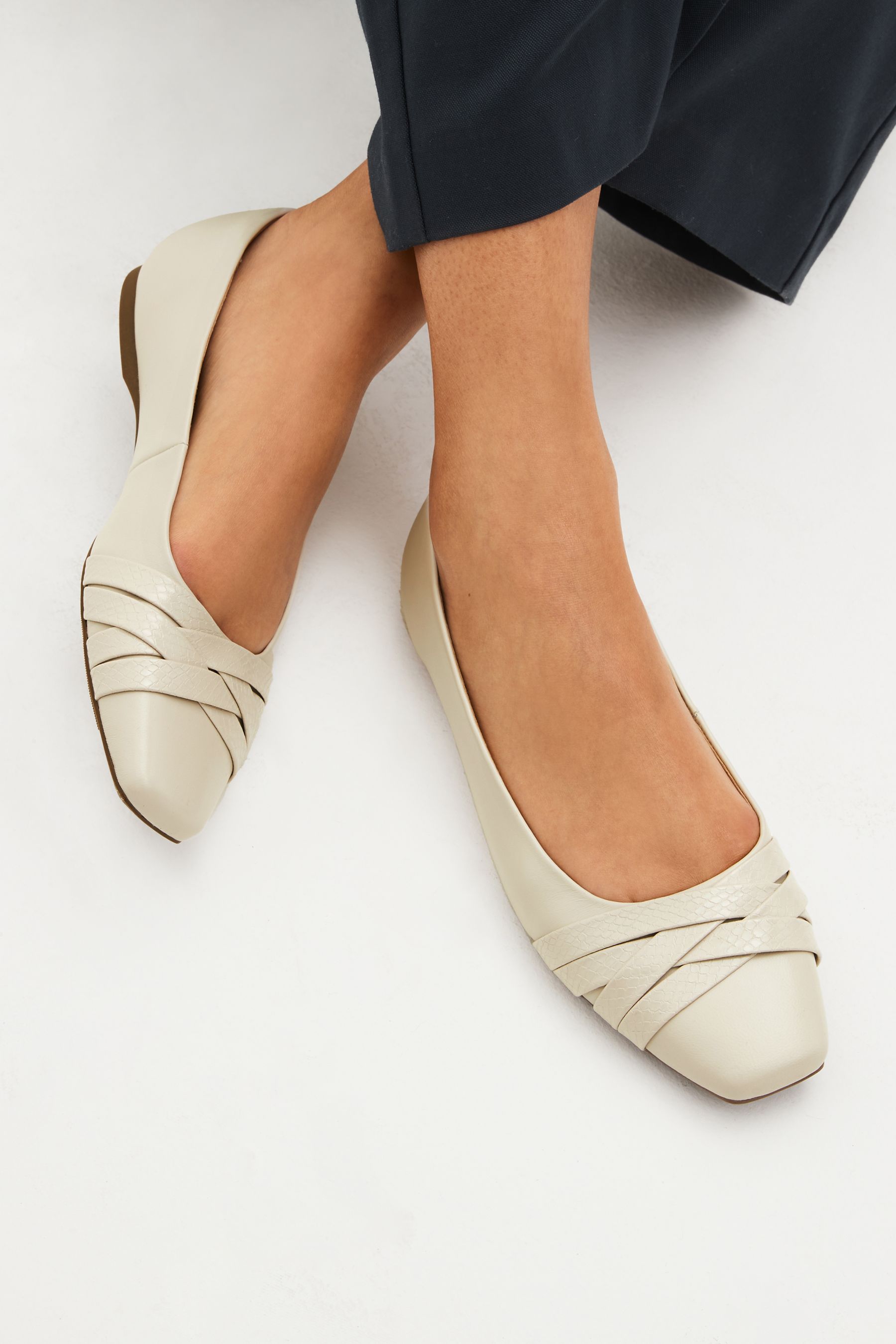Square toe ballerina sale shoes
