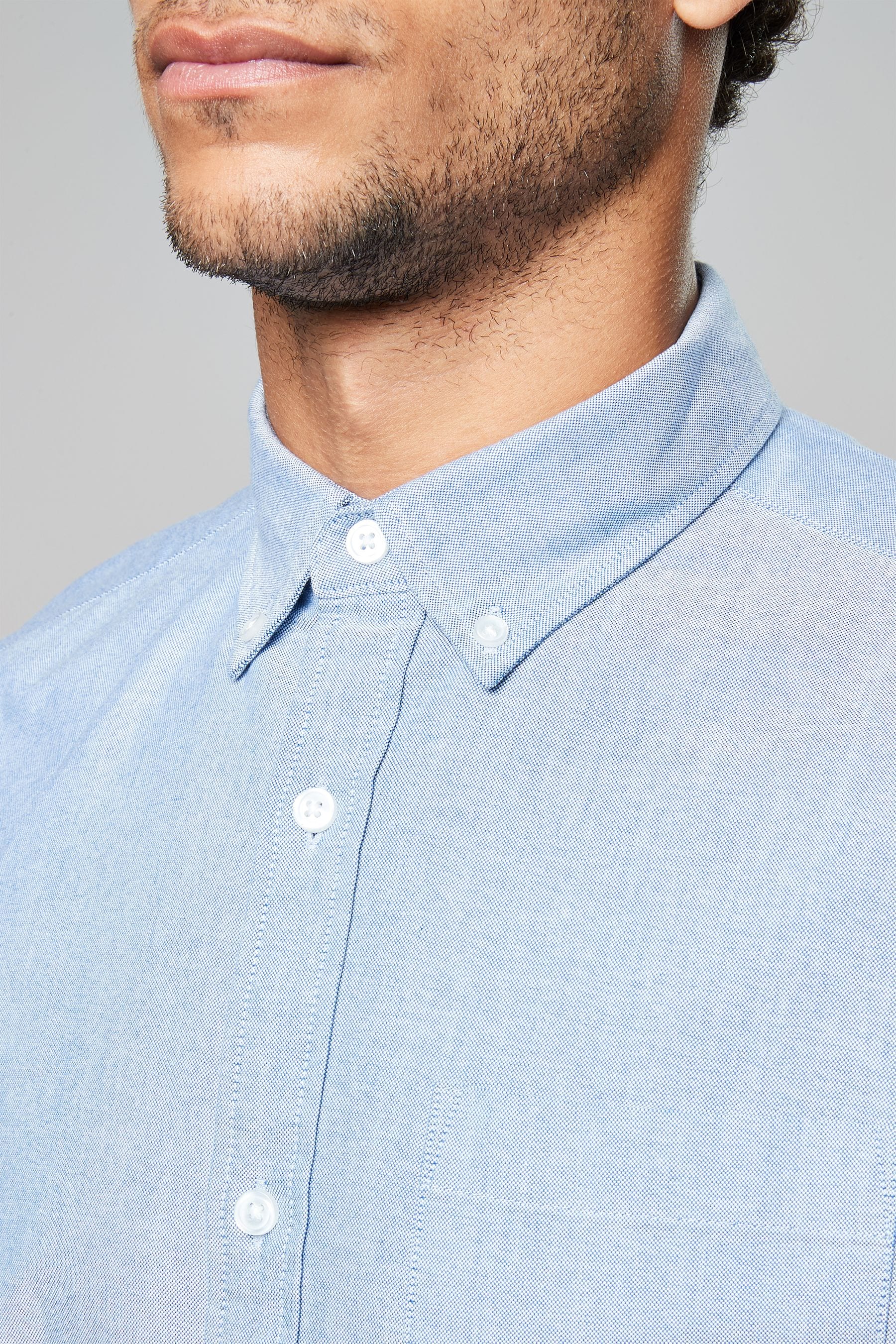Short sleeve discount oxford shirt