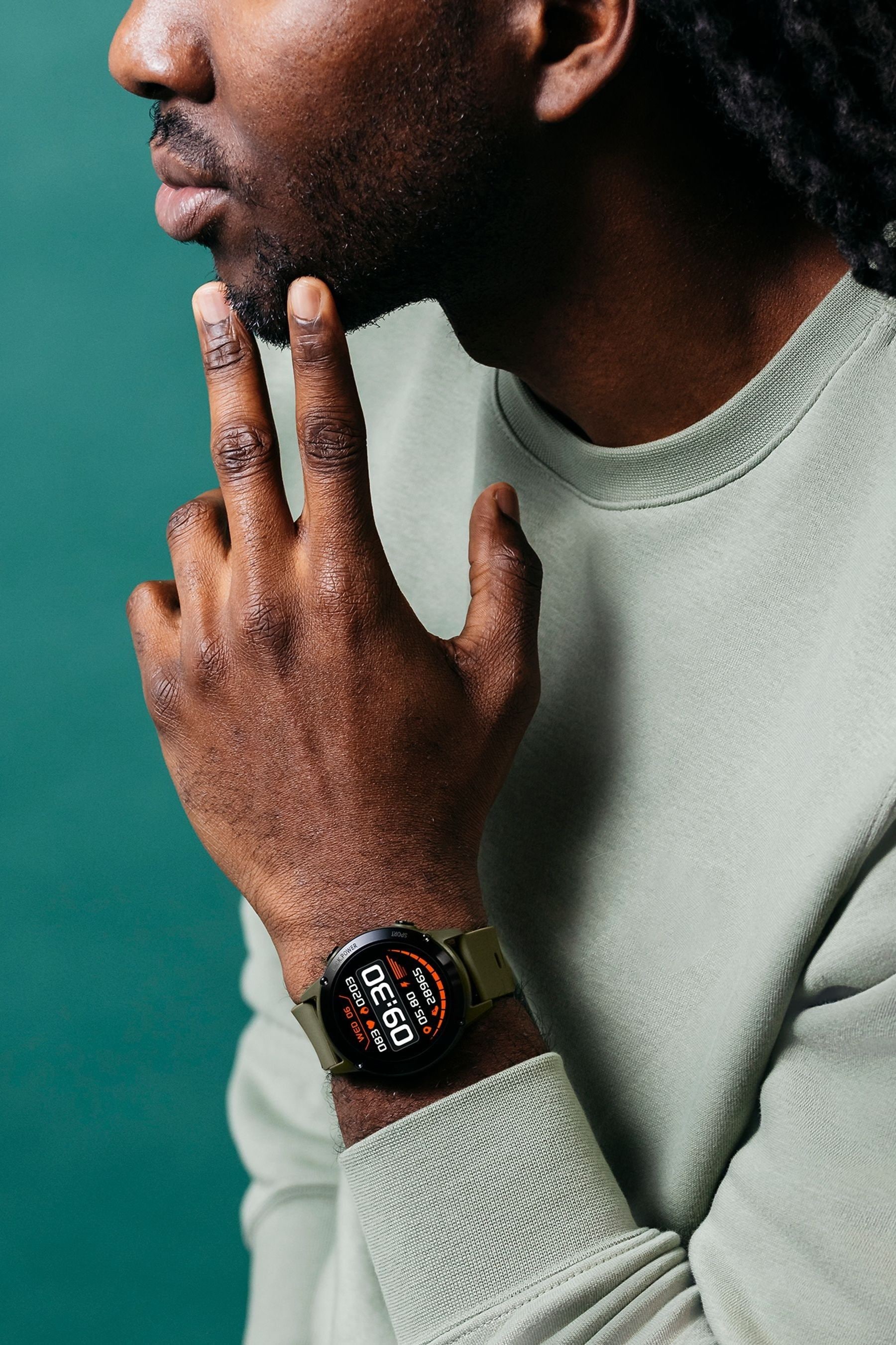 Smart watch 18 discount
