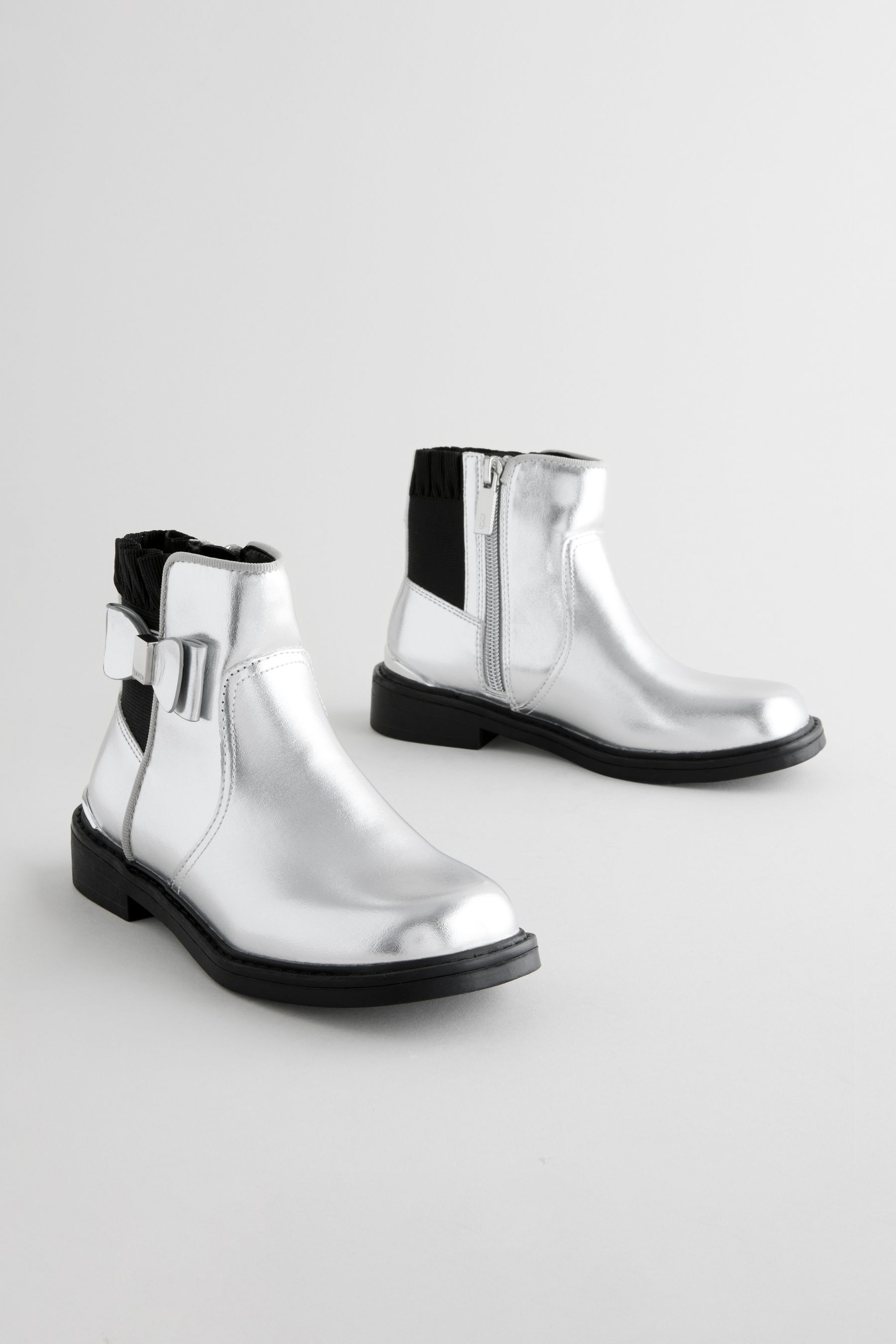 Chelsea boots ted baker top