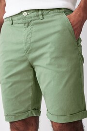 GANT Green Regular Fit Sunfaded Cotton Twill Shorts - Image 3 of 5