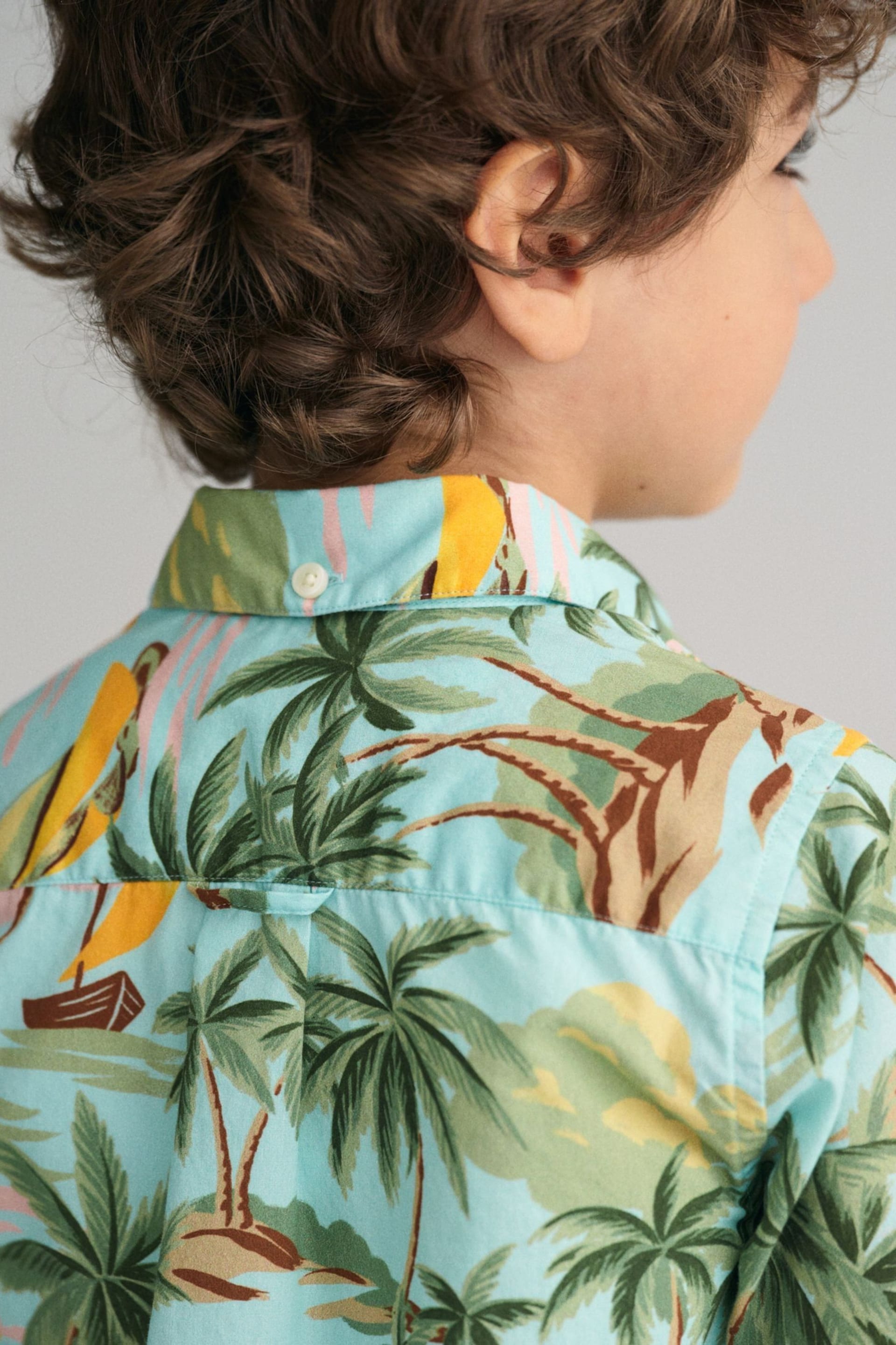 GANT Boys Green Palm Print Cotton Short Sleeve Shirt - Image 4 of 6